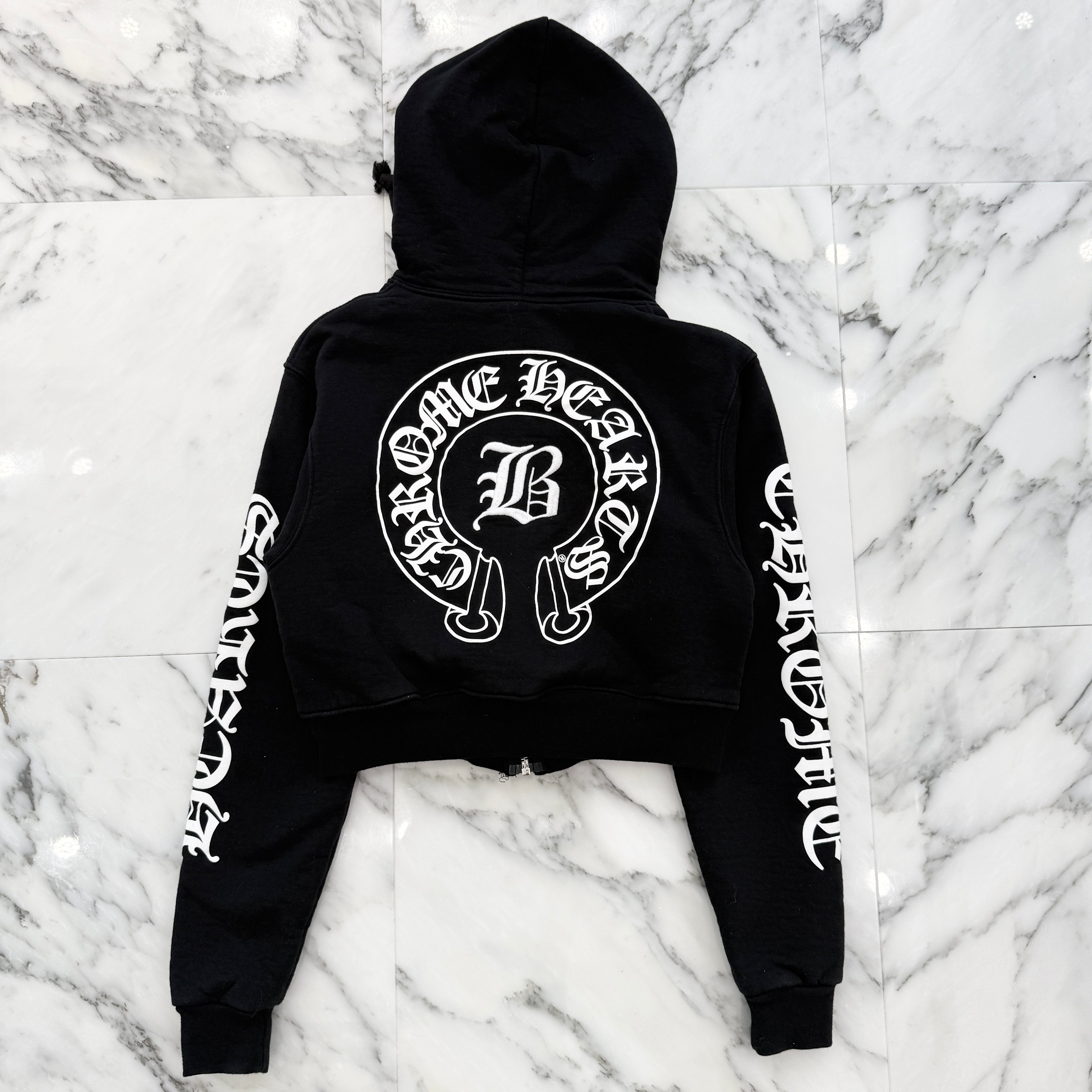 CHROME HEARTS × BELLA HADID Initial Embroidery Horseshoe Zip Up Hoodie Size M クロムハーツ × ベラハディッド イニシャル刺繡 ホースシュー ジップアップ フーディー サイズM