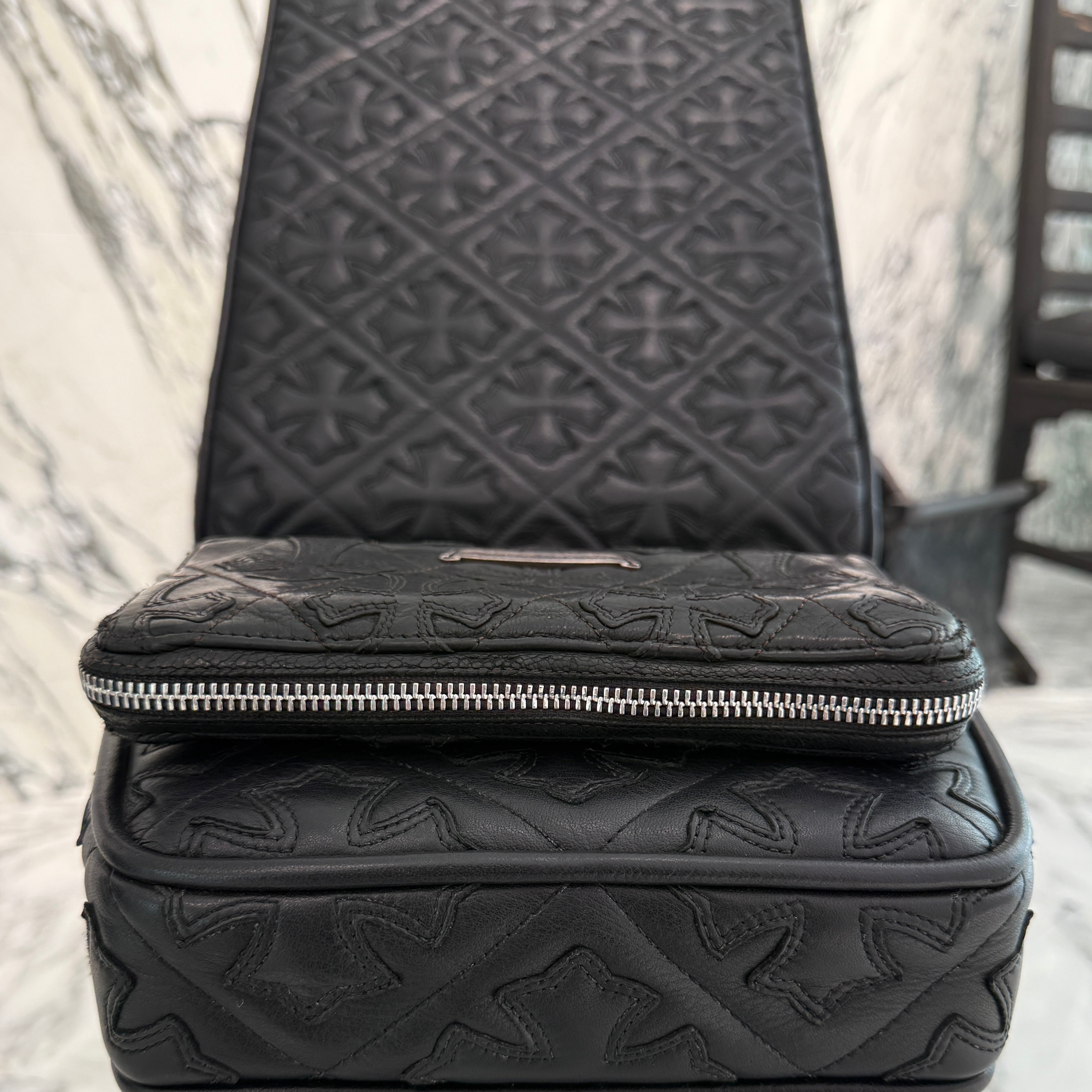 CHROME HEARTS Cemetery Cross Leather Patch Quilting Leather Wallet クロムハーツ セメタリークロス レザーパッチ キルティングレザー ウォレット