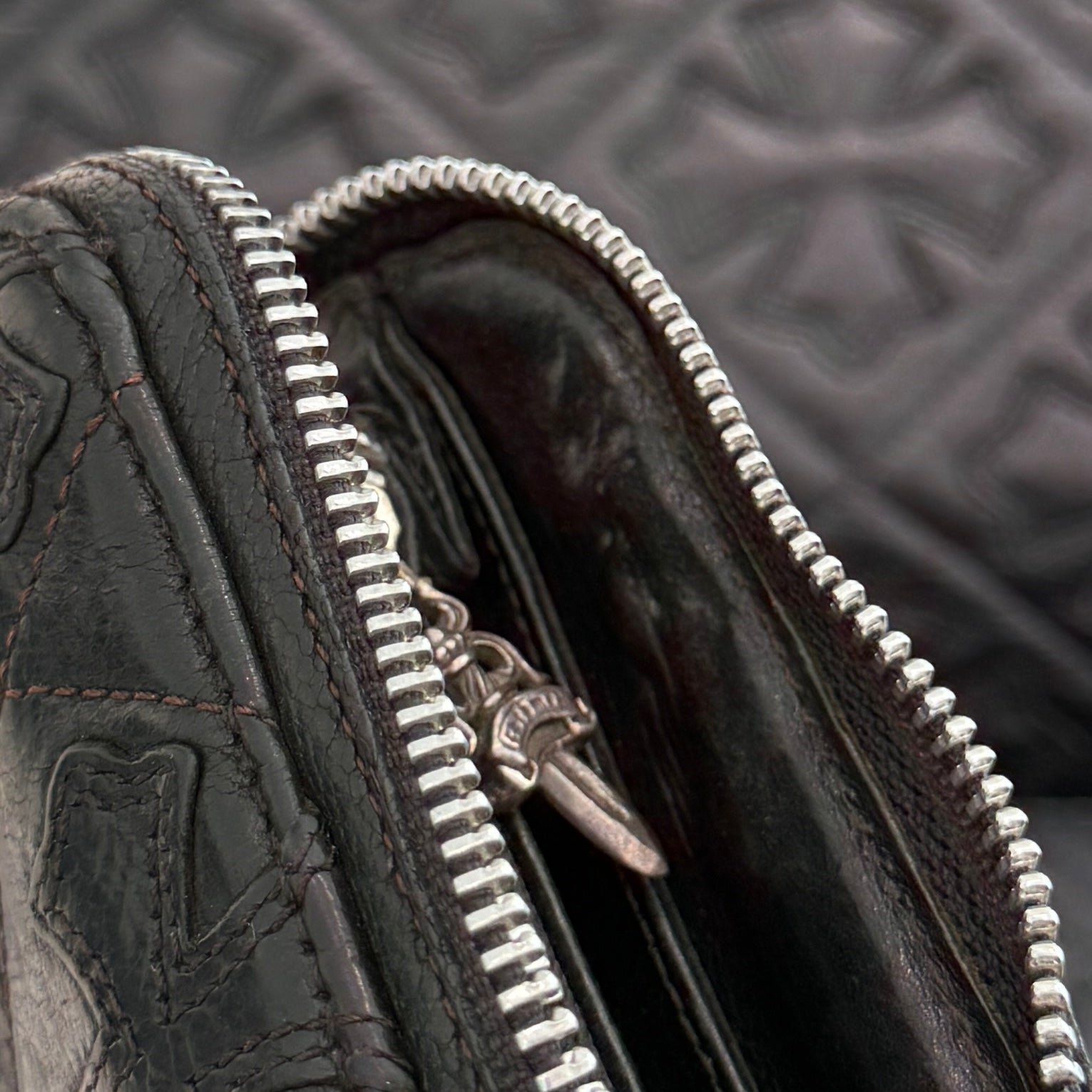 CHROME HEARTS Cemetery Cross Leather Patch Quilting Leather Wallet クロムハーツ セメタリークロス レザーパッチ キルティングレザー ウォレット