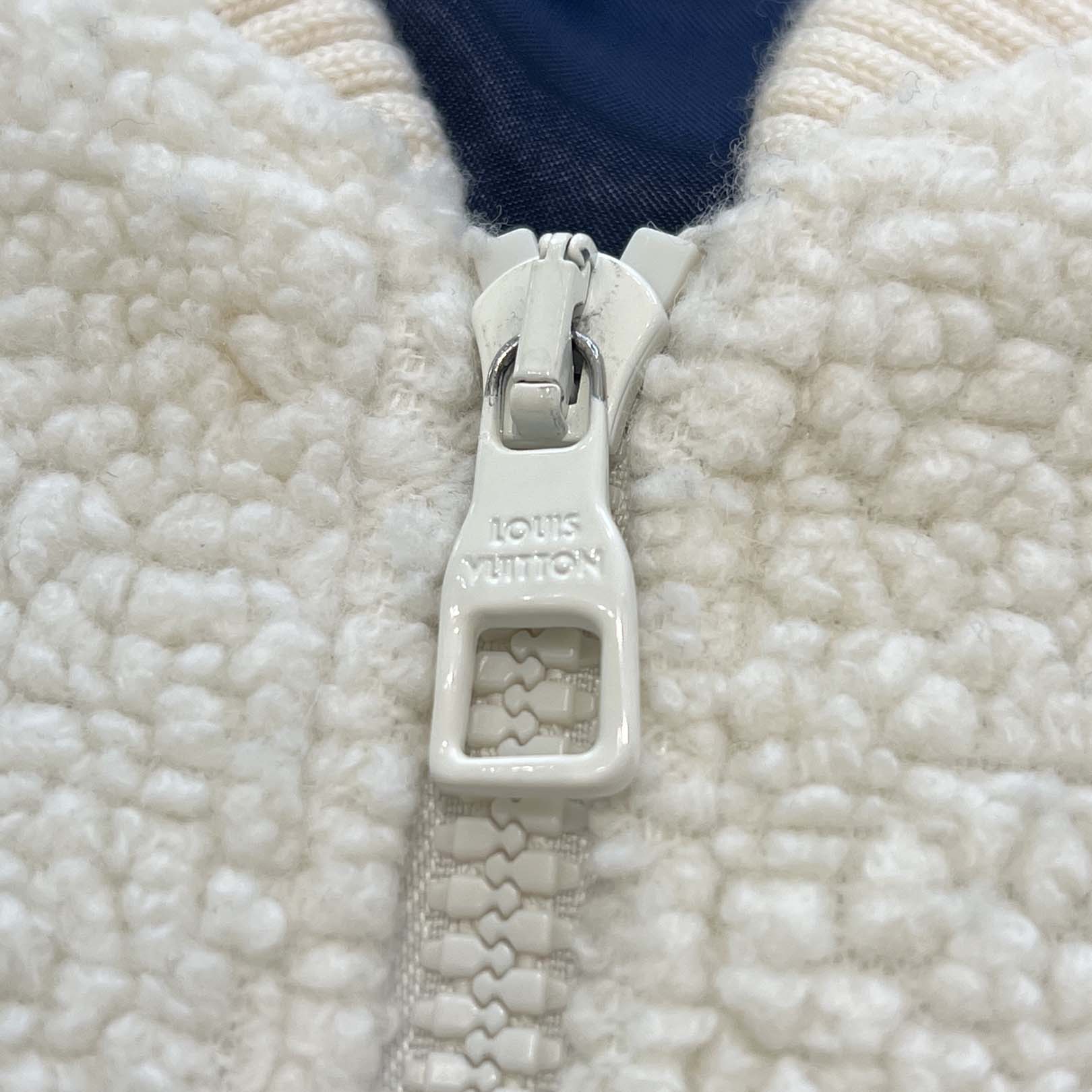 LOUIS VUITTON 2023AW Logo Patch Boa Leather Switching Varsity Jacket HPL06X Size 52 ルイヴィトン ロゴパッチ ボアレザー切替 バーシティジャケット サイズ52