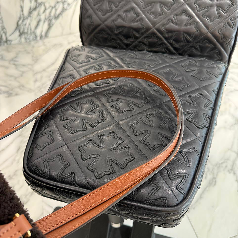 LOUIS VUITTON On the Go GM Monogram Teddy Shearing Tote Bag M55420 ルイヴィトン オンザゴー GM モノグラム・テディ シアリング トートバッグ