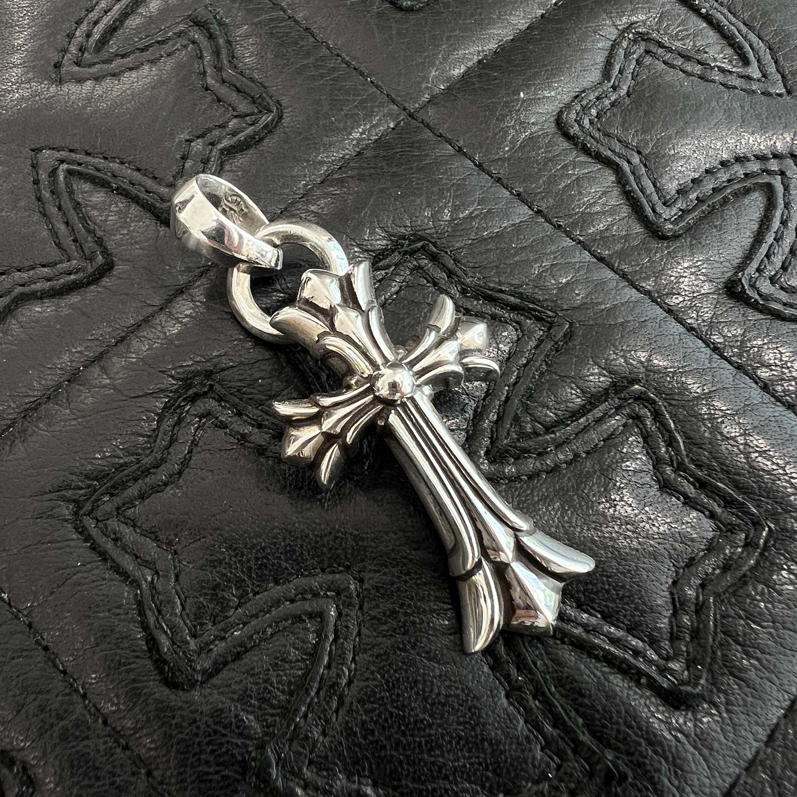 CHROME HEARTS Double CH Cross Small Pendant Top With Bail クロムハーツ ダブル CHクロス スモール ペンダントトップ ウィズベイル