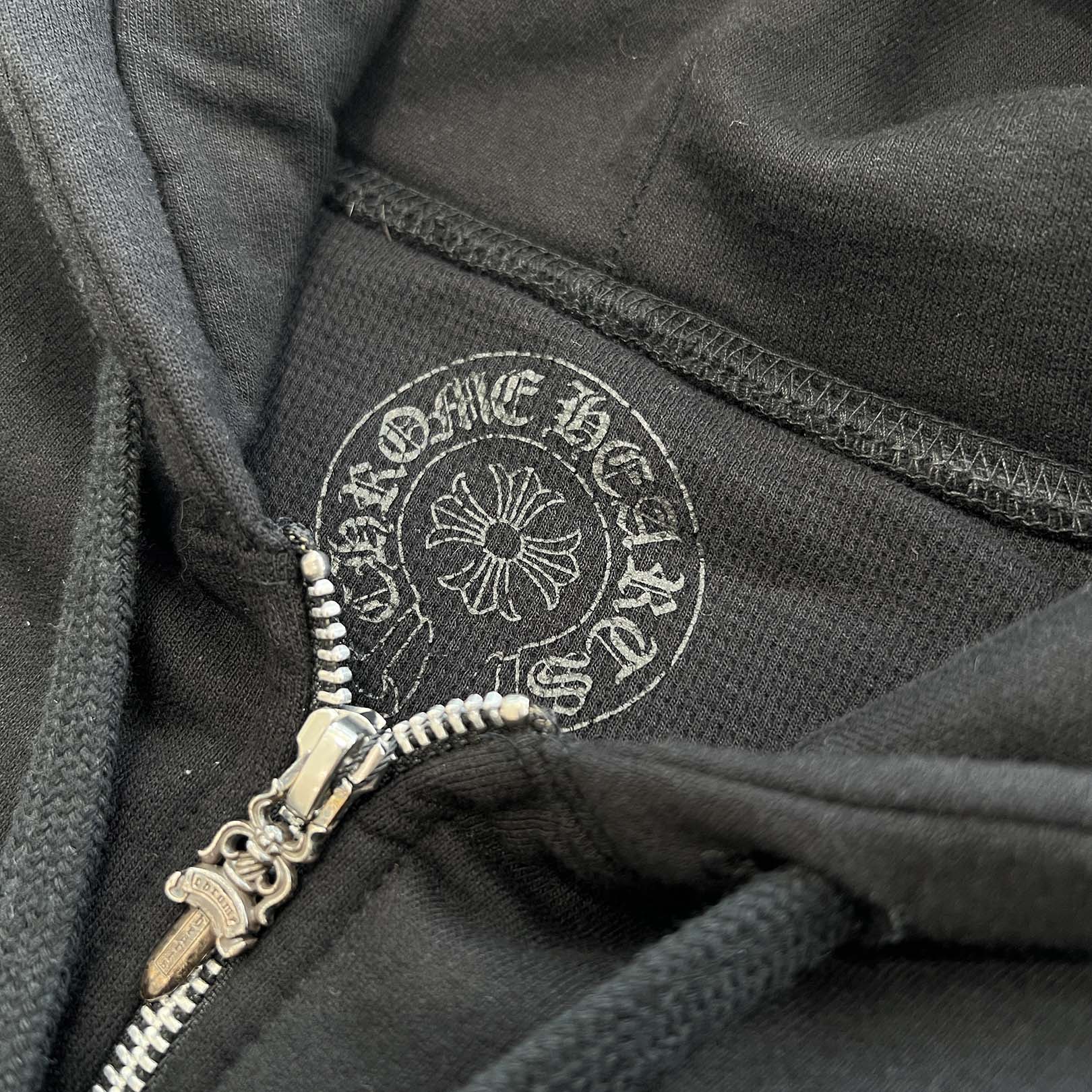 CHROME HEARTS Red Horseshoe Cemetery Cross Zip Up Hoodie Size S
