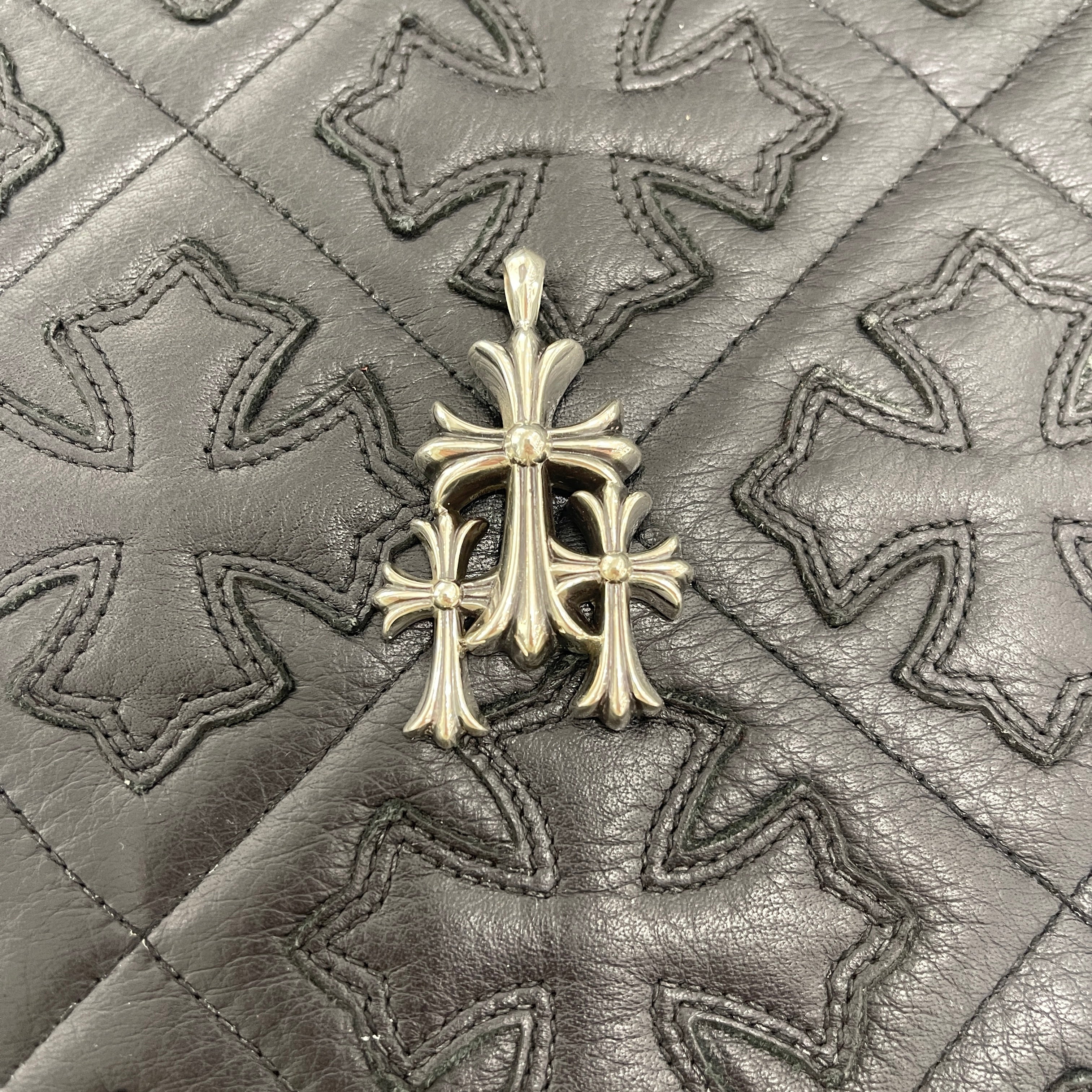 CHROME HEARTS TRIPLE CROSS NECKLESS Charm クロムハーツ トリプルクロス ネックレスチャーム シルバー925
