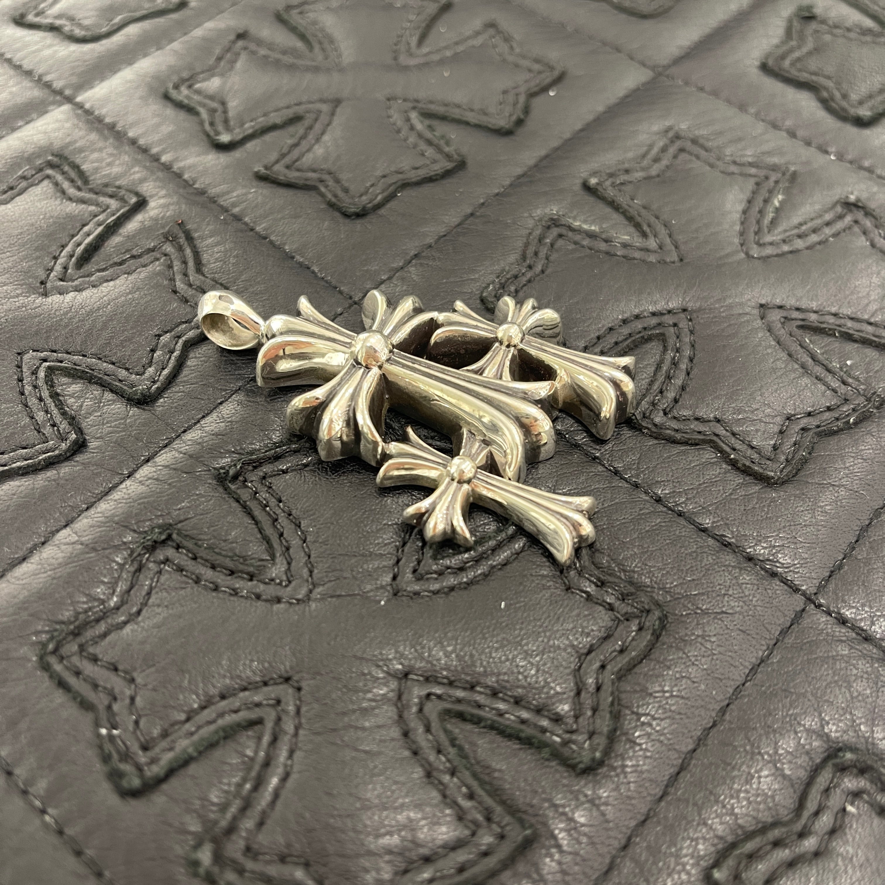 CHROME HEARTS TRIPLE CROSS NECKLESS Charm クロムハーツ トリプルクロス ネックレスチャーム シルバー925