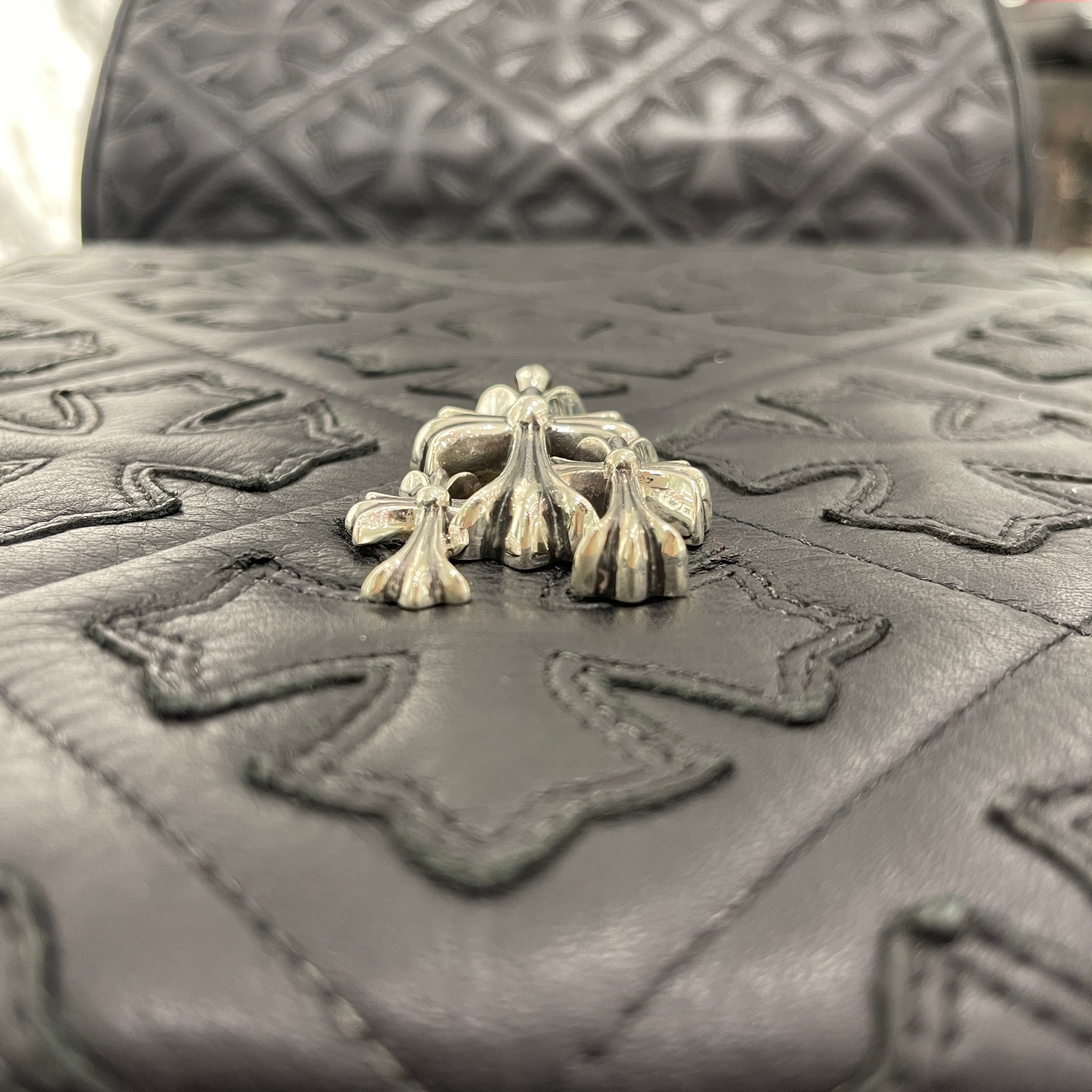 CHROME HEARTS TRIPLE CROSS NECKLESS Charm クロムハーツ トリプルクロス ネックレスチャーム シルバー925