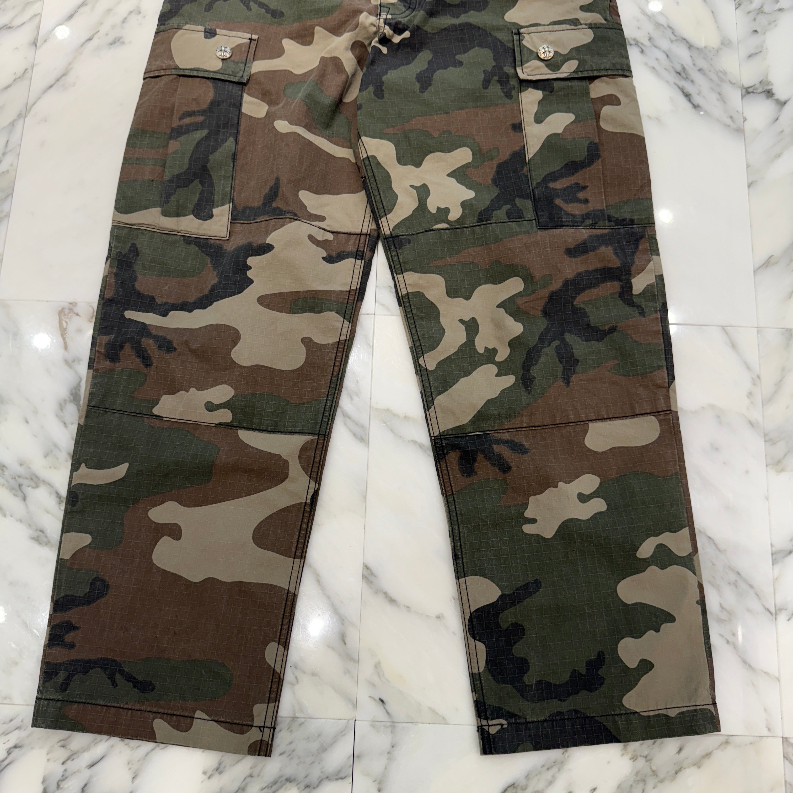 CHROME HEARTS Cross Ball Button Camo Cargo Pants Pants Size 33 クロムハーツ クロスボールボタン カモ カーゴパンツ サイズ33