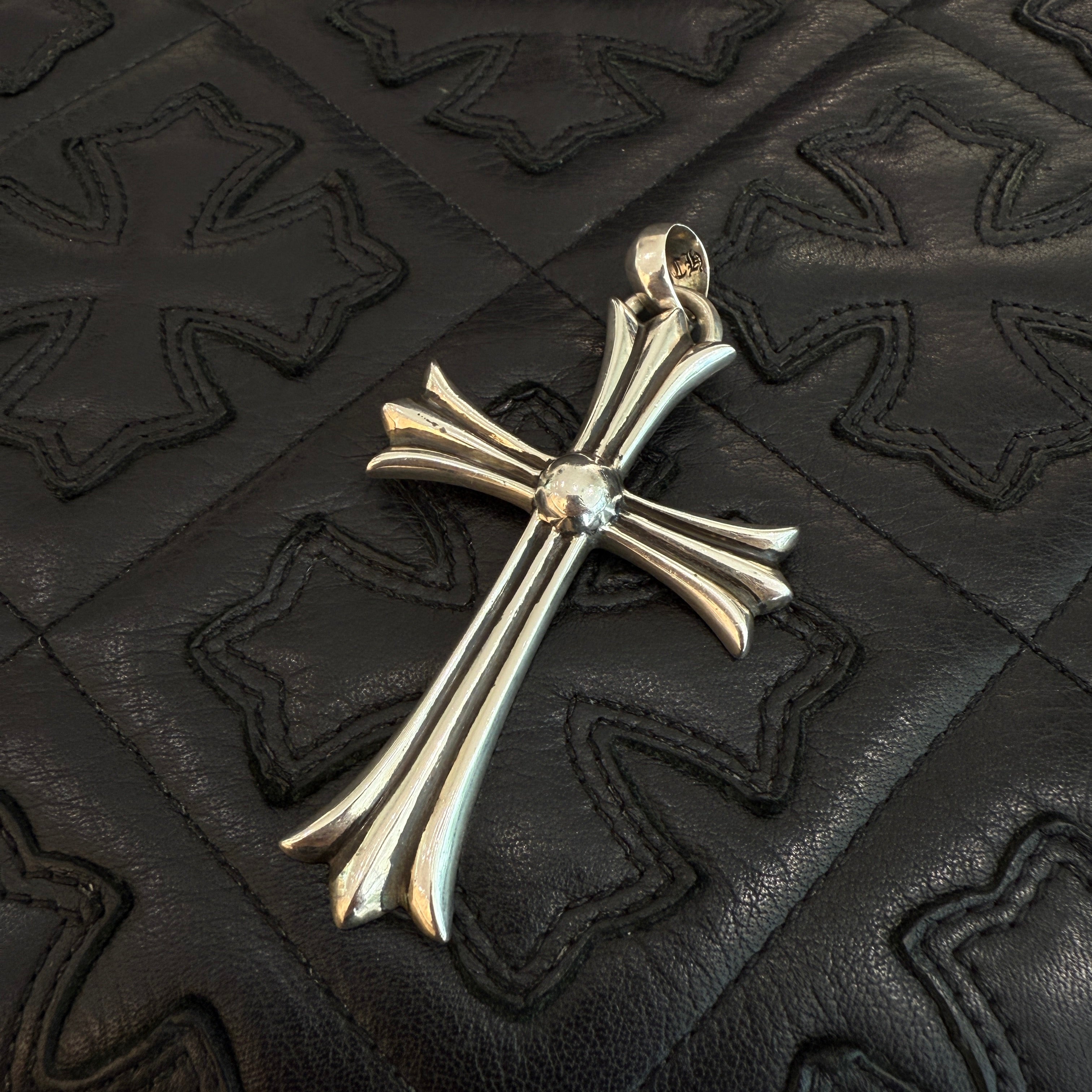 CHROME HEARTS Large Cross With Bail Pendant Top クロムハーツ ラージクロス ウィズ ベイル ペンダントトップ
