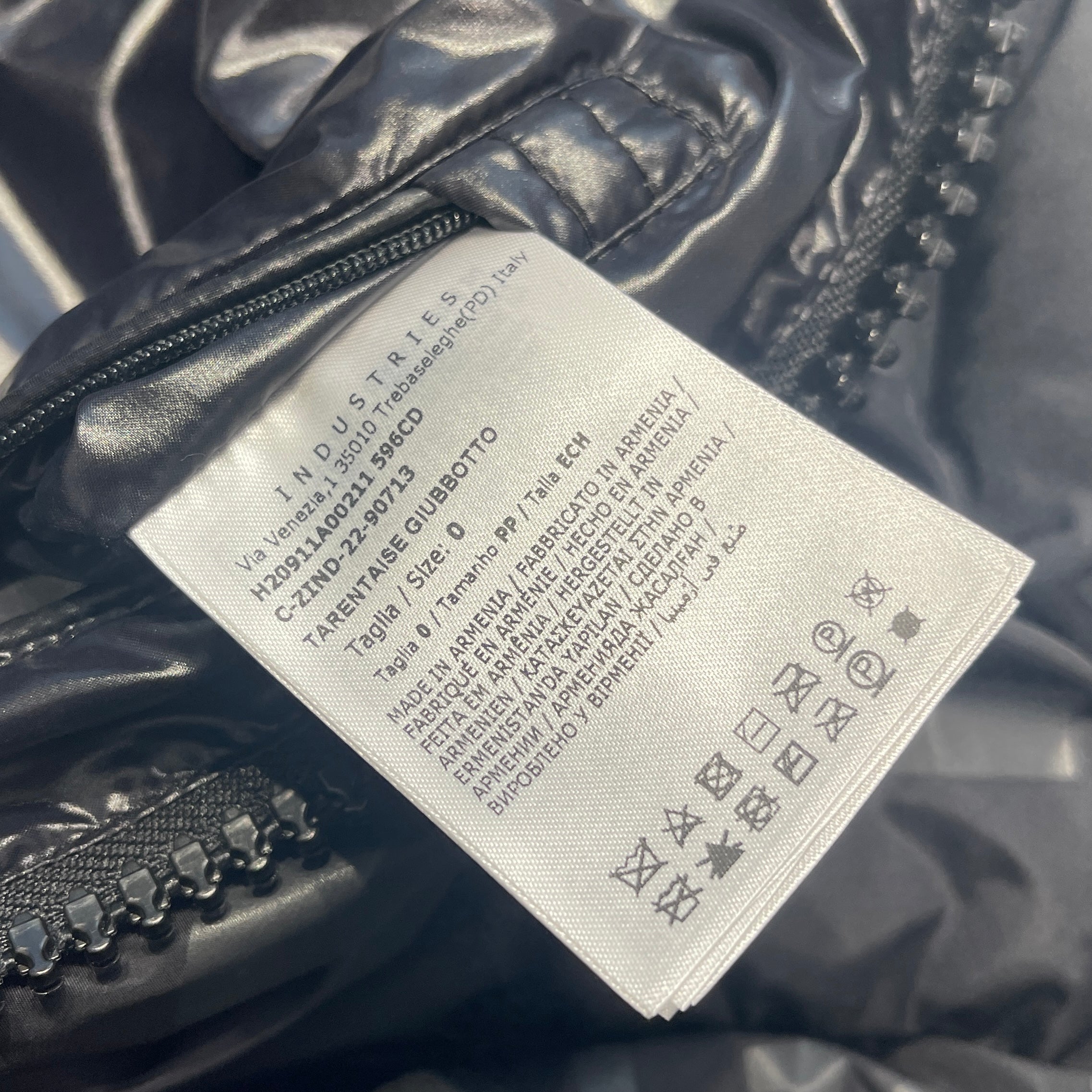 MONCLER 2022AW TARENTAISE GIUBBOTTO Down Jacket H20911A00211 Size 0 モンクレール タレンテーズ・ジュボット ダウンジャケット サイズ0