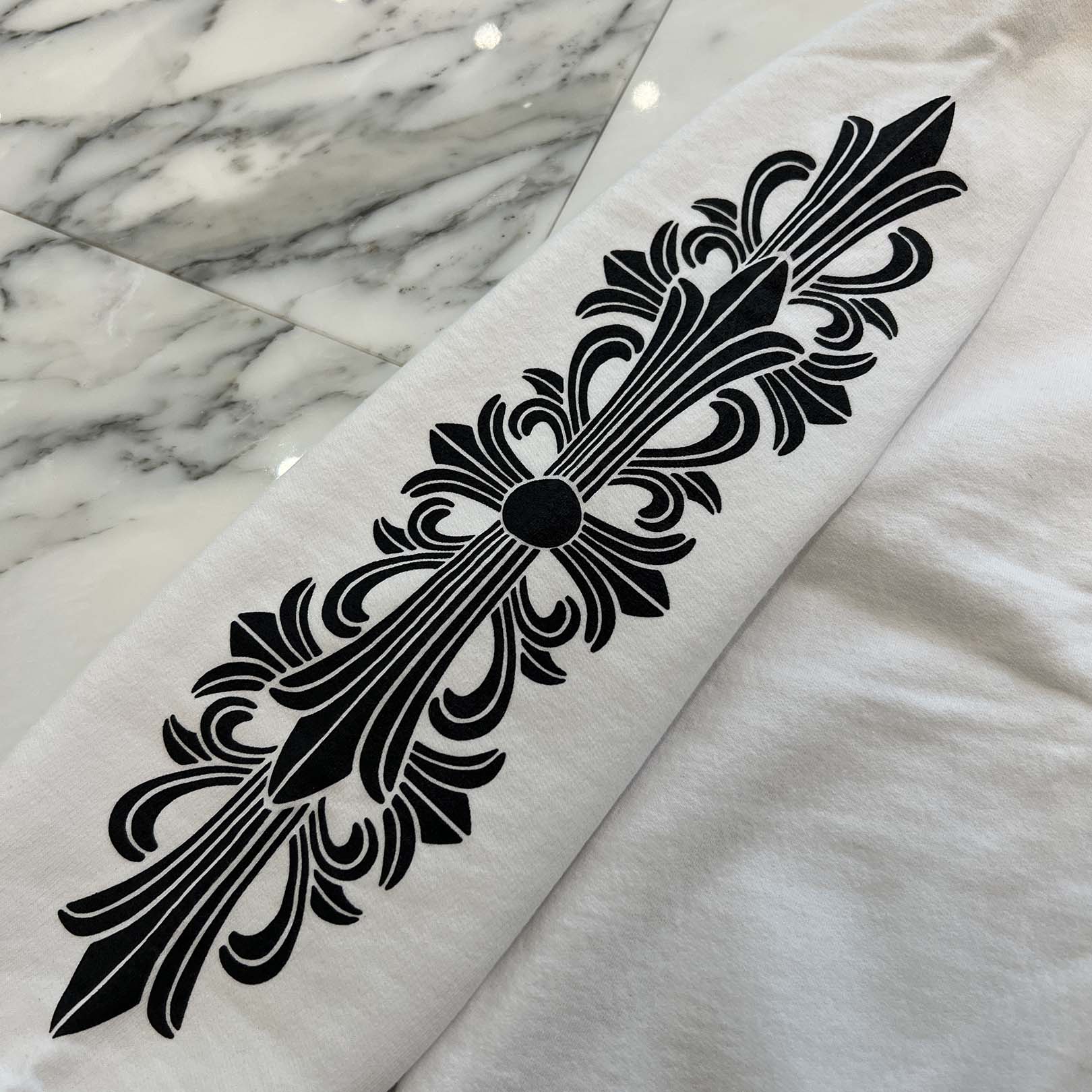 CHROME HEARTS Floral Cross Horseshoe Crewneck Sweat Shirts Size XL クロムハーツ フローラルクロス ホースシュー クルーネック スウェットシャツ サイズXL