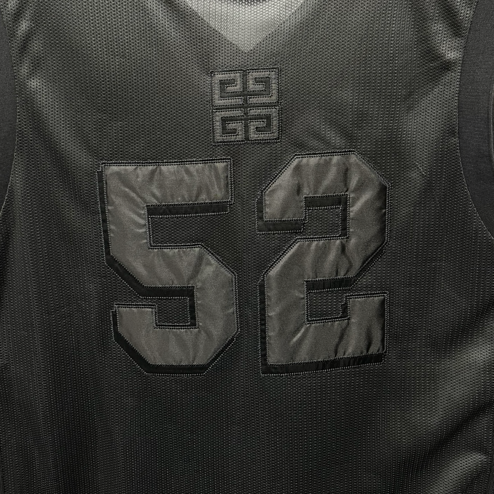 GIVENCHY 2023AW Basketball Top In Mesh With Givenchy Logo BM71H33YEE Size M