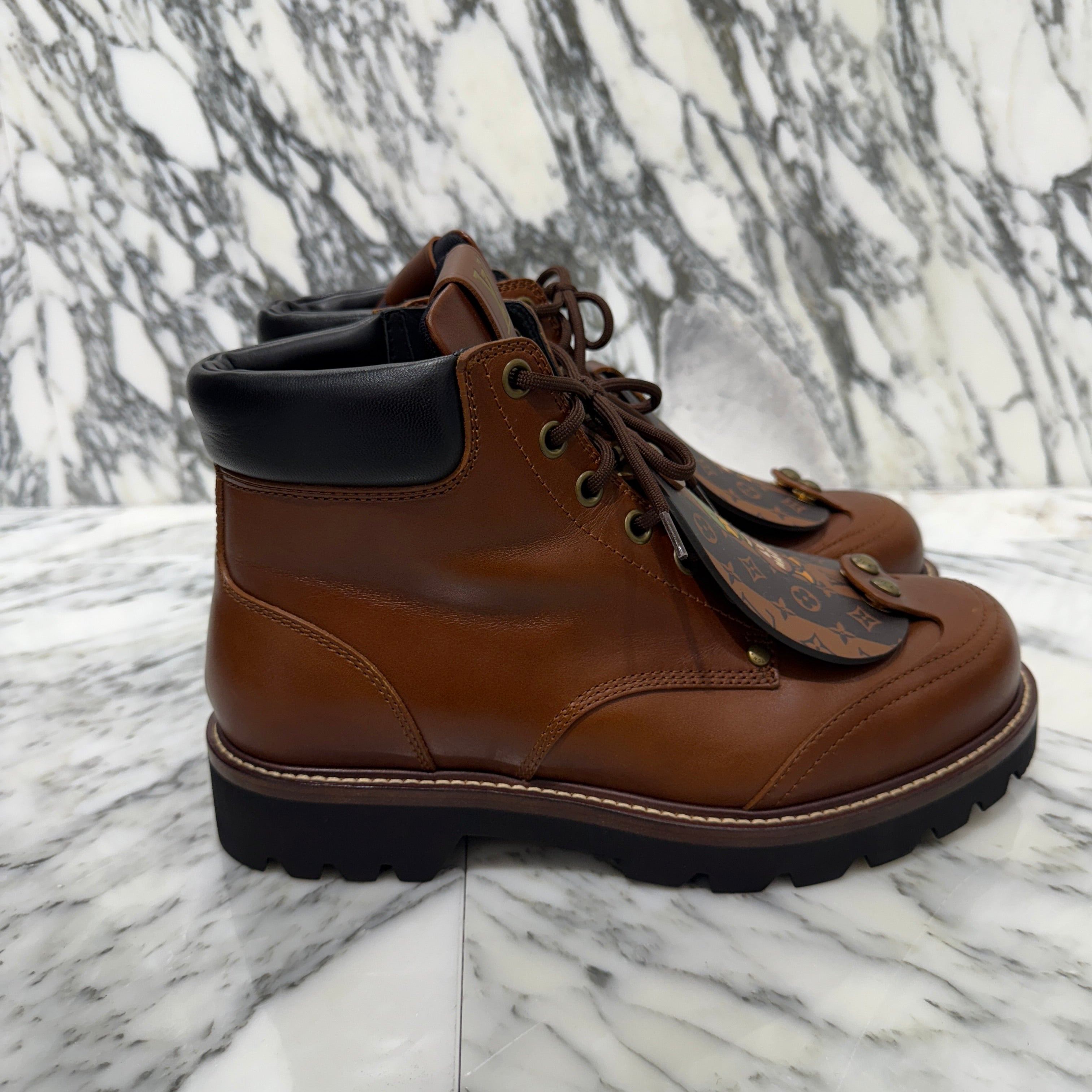 LOUIS VUITTON × NIGO 2021AW Oberkampf Line Ankle Boots 1A9ID6 Size 9 1/2 ルイヴィトン×ニゴ オーベルカンフ・ライン アンクルブーツ サイズ9 1/2