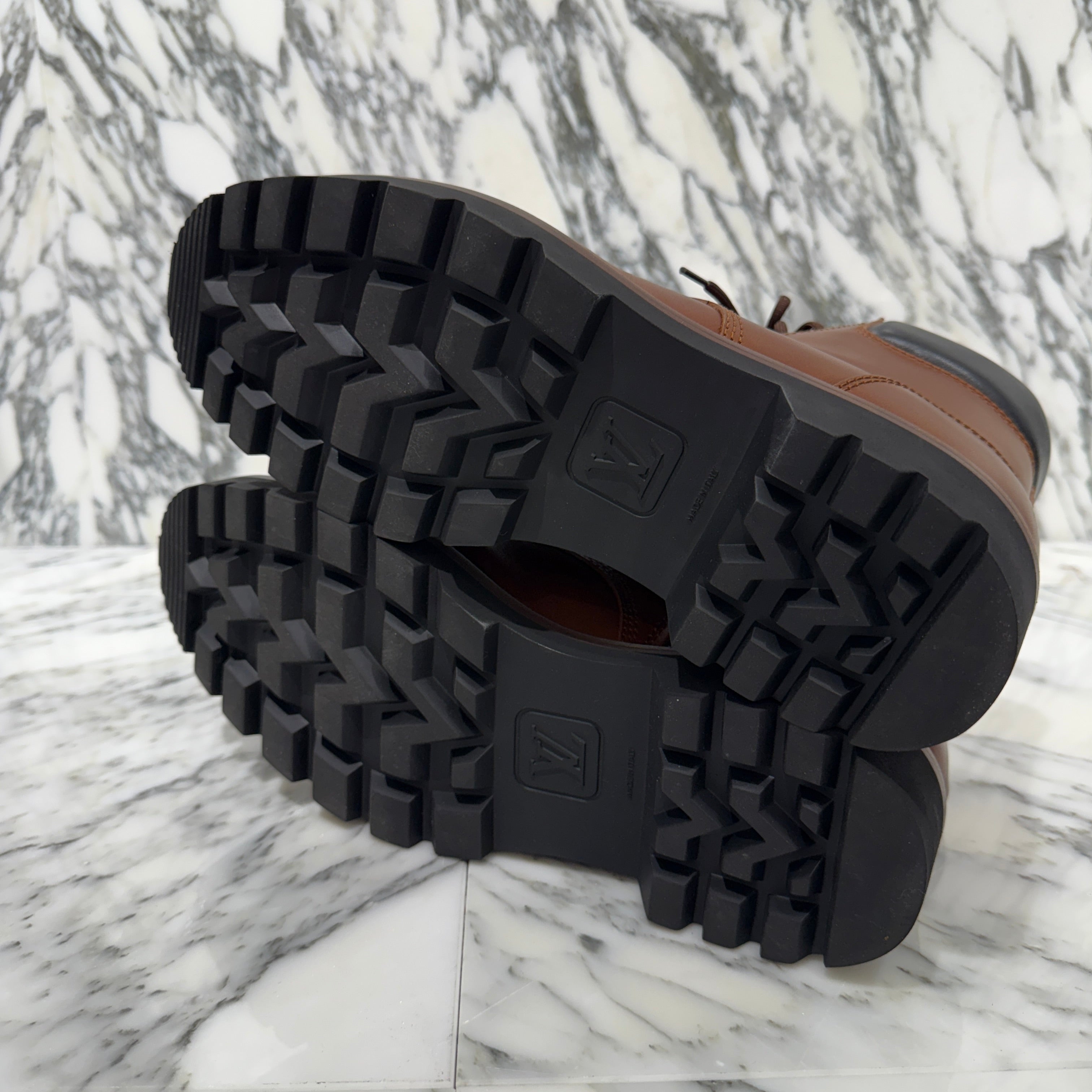 LOUIS VUITTON × NIGO 2021AW Oberkampf Line Ankle Boots 1A9ID6 Size 9 1/2 ルイヴィトン×ニゴ オーベルカンフ・ライン アンクルブーツ サイズ9 1/2