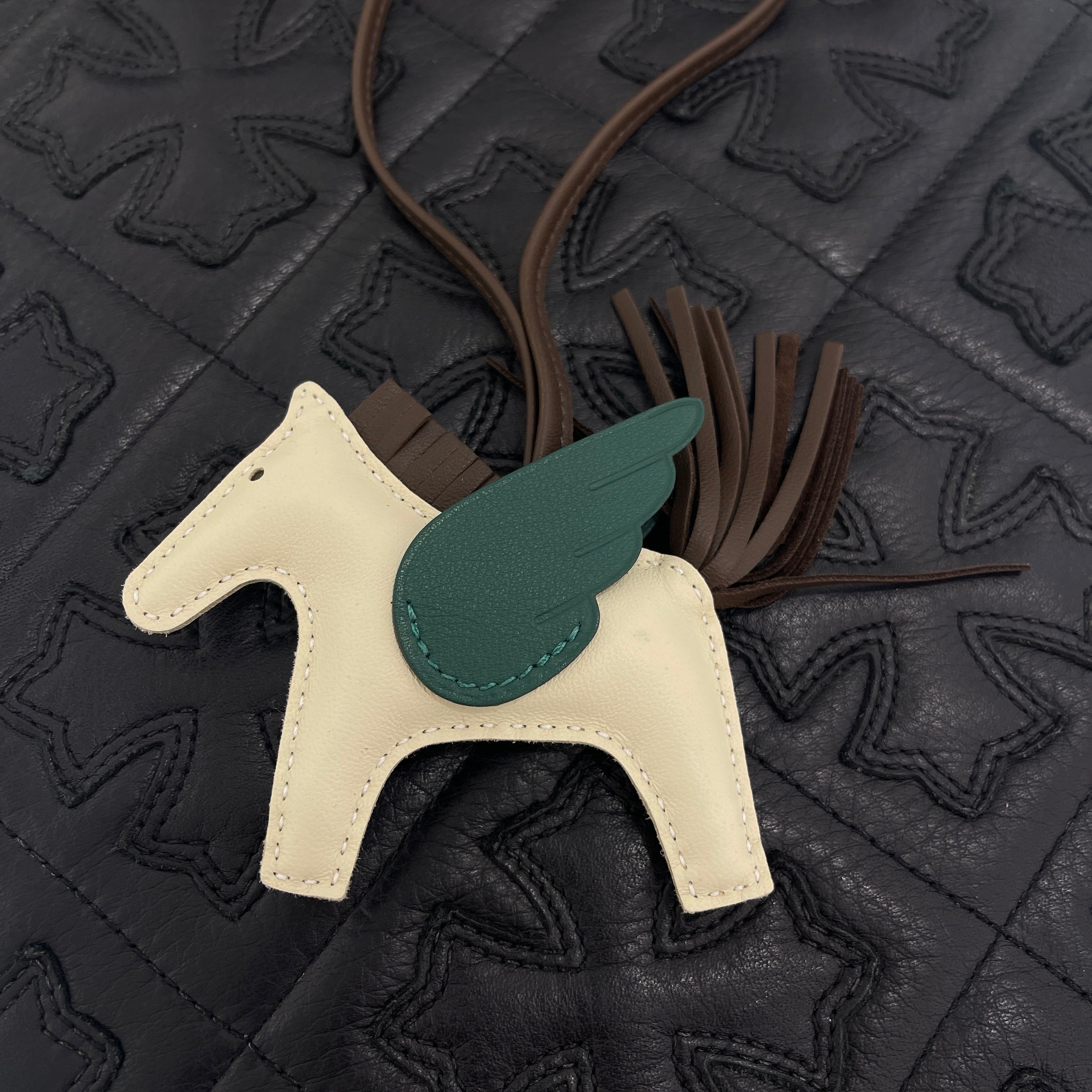 エルメス　チャーム　ペガサスpm W刻印 HERMES Rodeo Pegasus PM Charm W刻印 エルメス ロデオ ペガサス PM