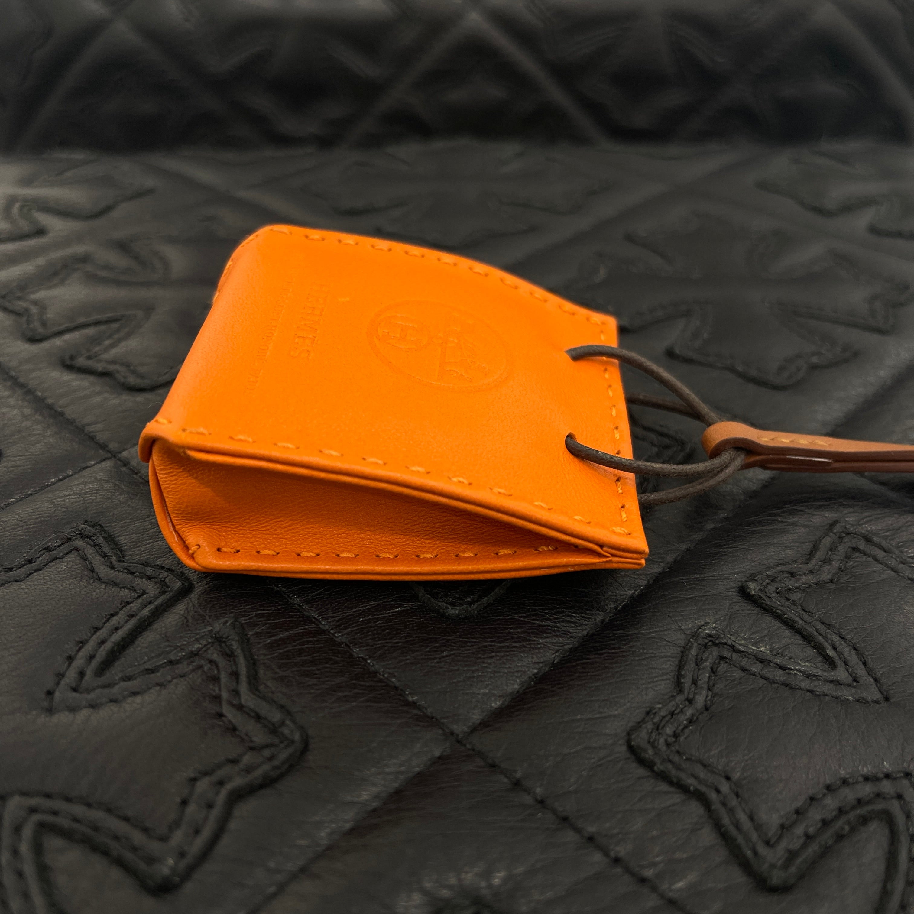 HERMES Sac Orange Bag Charm Anyo Milo Swift Y刻印 エルメス サックオランジュ レザー バッグチャーム