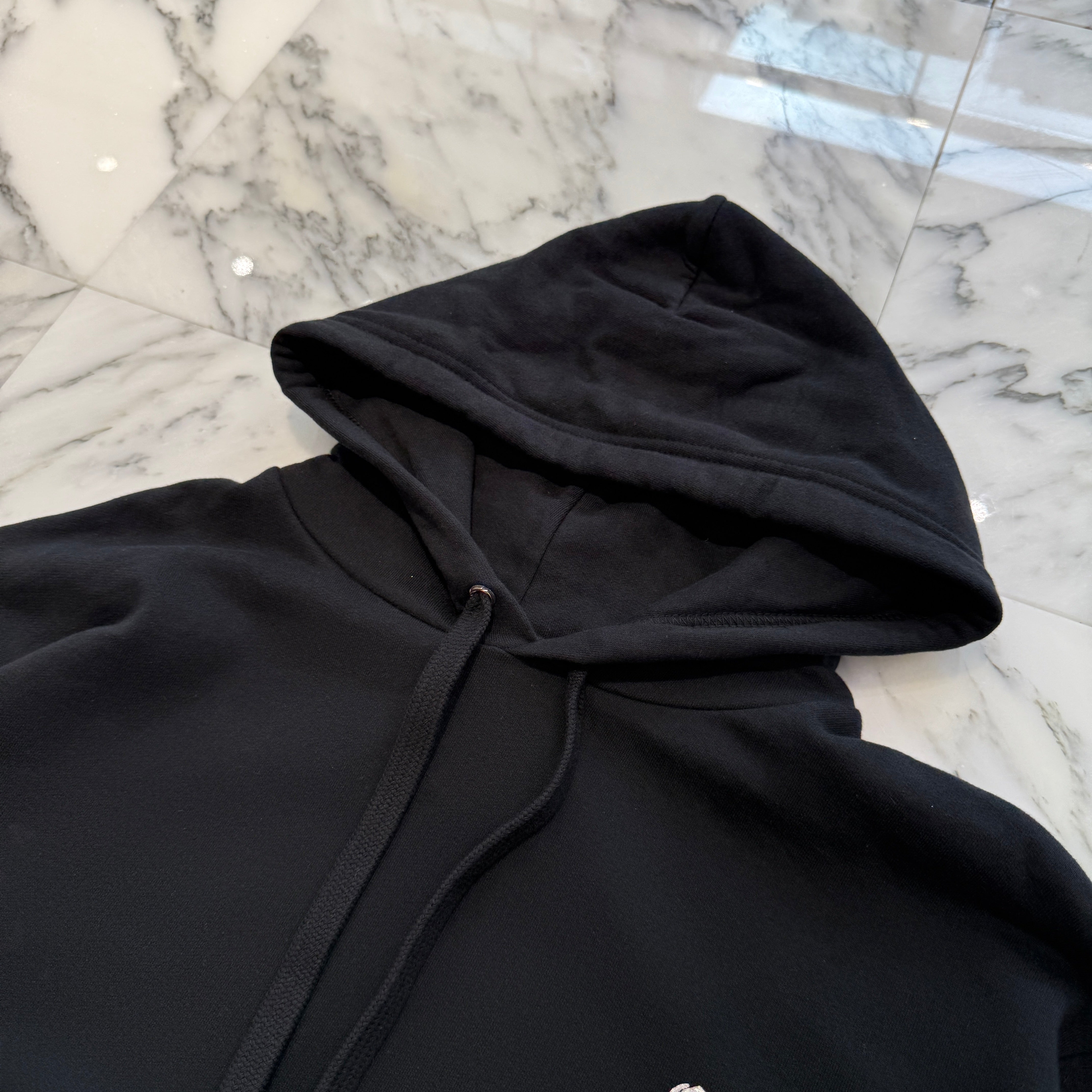 CHROME HEARTS 2025AW 1988 Silver Vertical Logo Pullover Hoodie Size XL クロムハーツ 1988 シルバー ヴァーティカルロゴ プルオーバーフーディー サイズXL