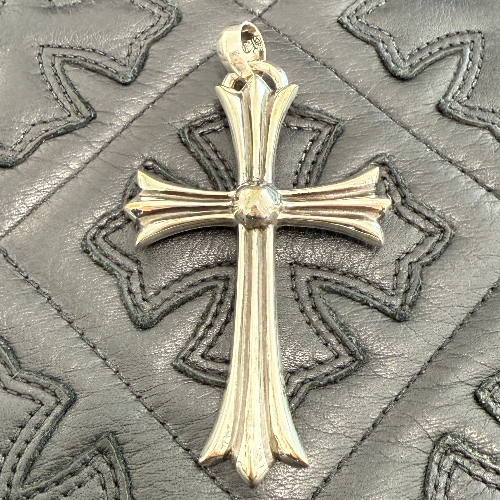 CHROME HEARTS Large Cross With Bail Pendant Top クロムハーツ ラージクロス ウィズ ベイル ペンダントトップ