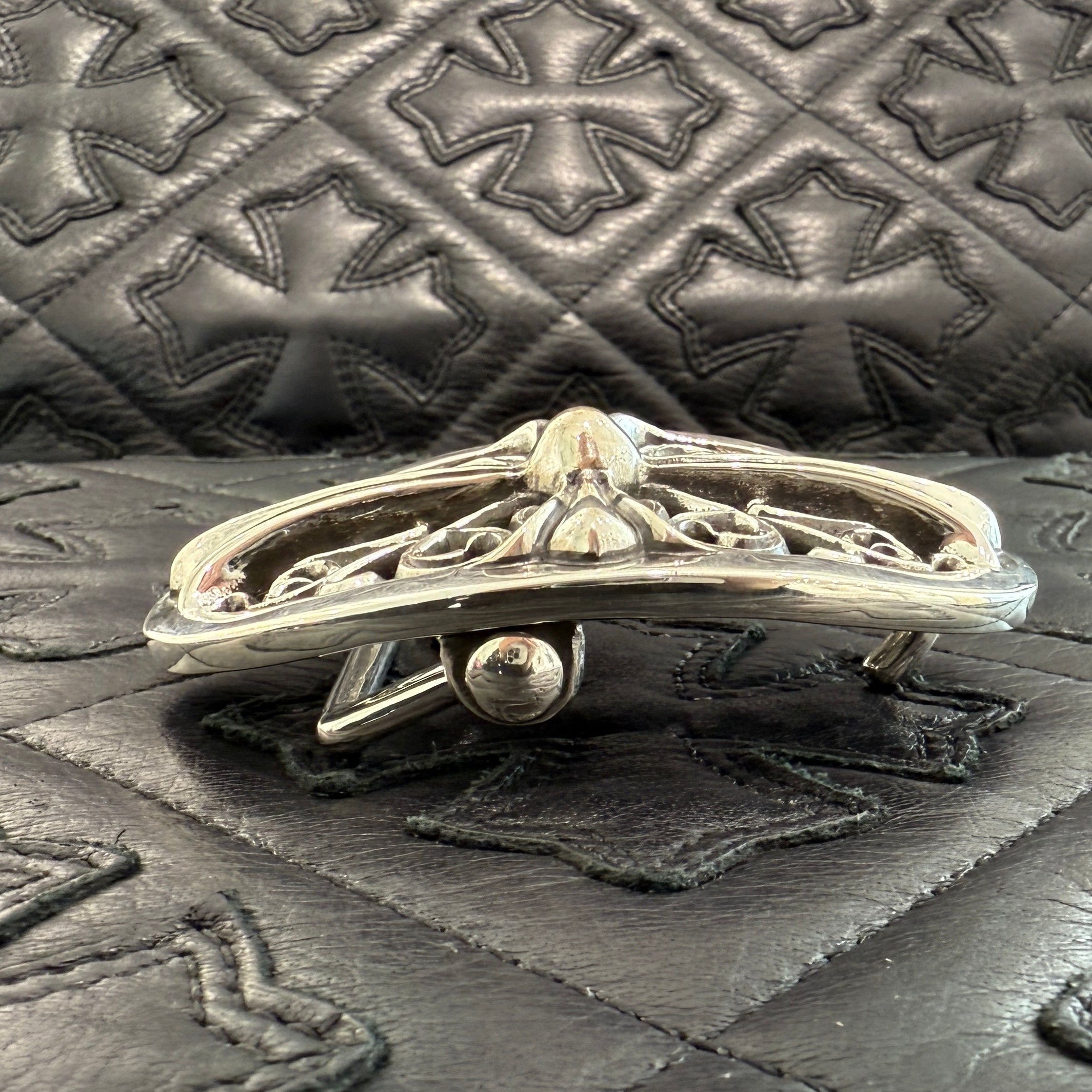 CHROME HEARTS Classic Oval Cross Buckle クロムハーツ クラシック オーバルクロス バックル シルバー925