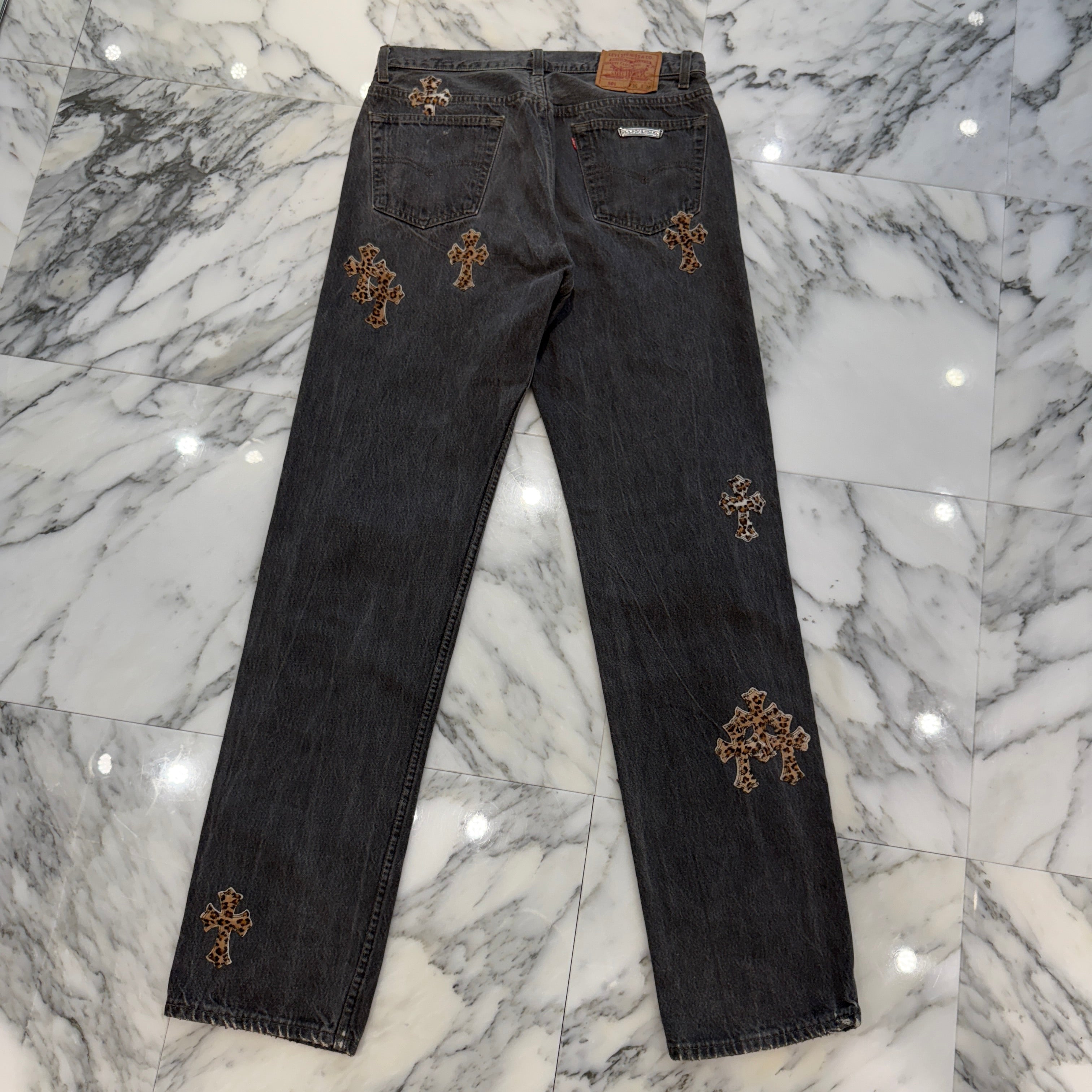 CHROME HEARTS × Levi's 501 VNTG Leopard Harako Leather Cross Patch Denim Pants Size 30 クロムハーツ × リーバイス 501 ヴィンテージ レオパード ハラコレザークロスパッチ デニムパンツ サイズ30