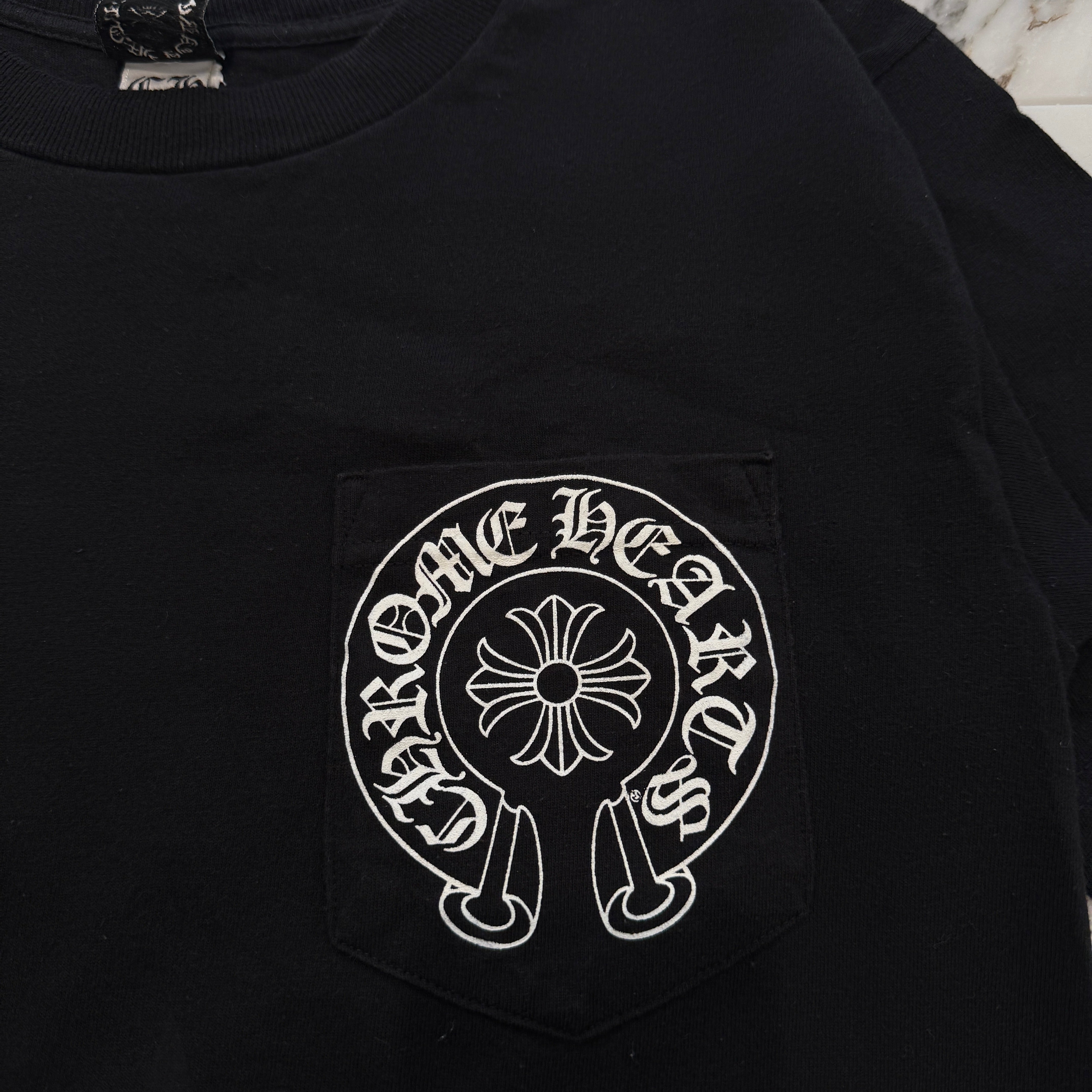 CHROME HEARTS Scroll Logo Label Star Print Tee Size S クロムハーツ スクロールロゴラベル スタープリント Tシャツ サイズS