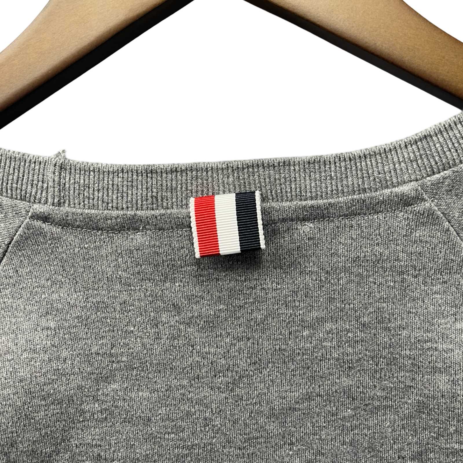 THOM BROWNE Medium Grey Cotton Interlocking RWB Stripe Short Sleeve Tee MJS114A-06168035 Size 1