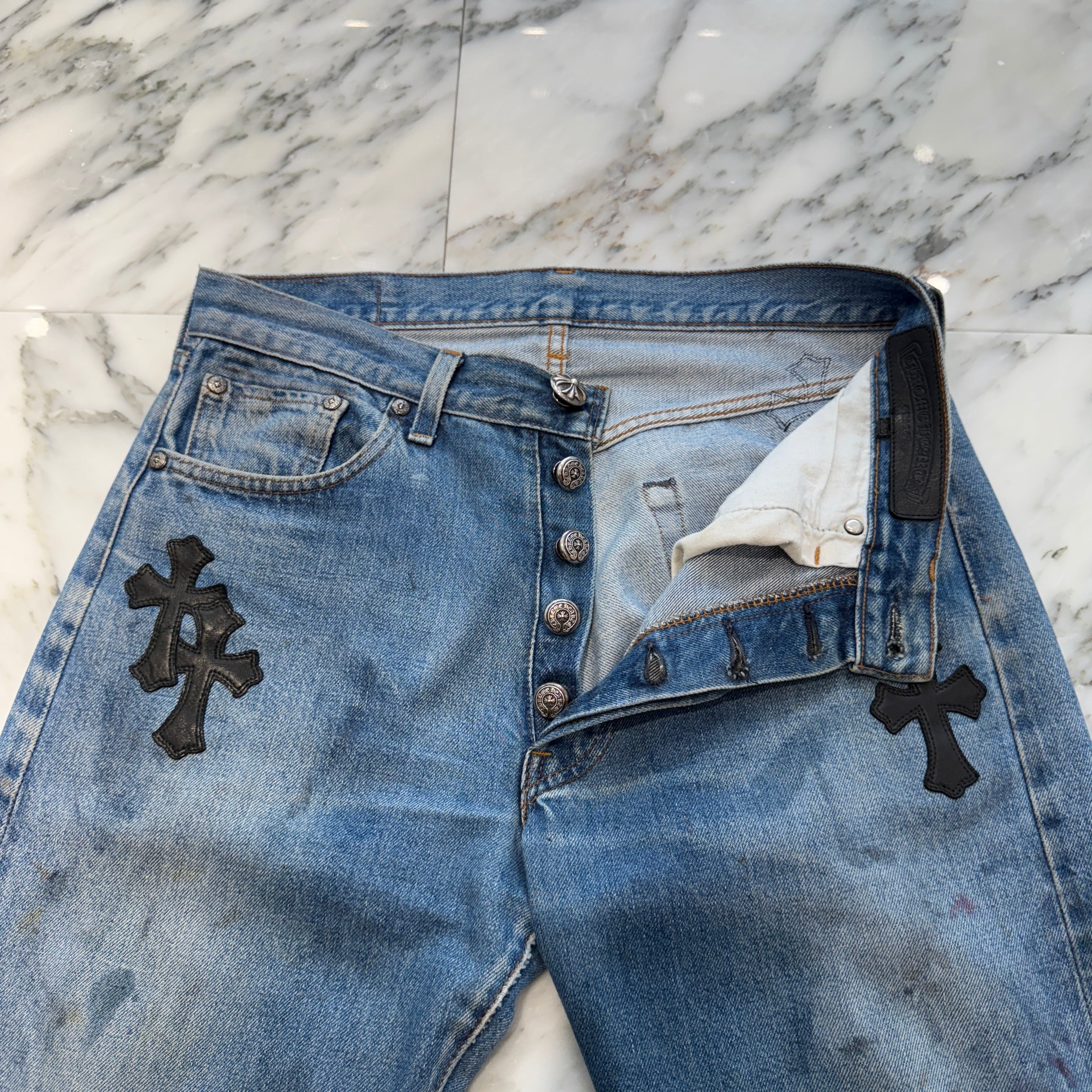 CHROME HEARTS × Levi's 501 VNTG Cross Leather Patch Jeans Size 29 クロムハーツ × リーバイス501 ヴィンテージ クロスレザーパッチ ジーンズ デニムパンツ サイズ29