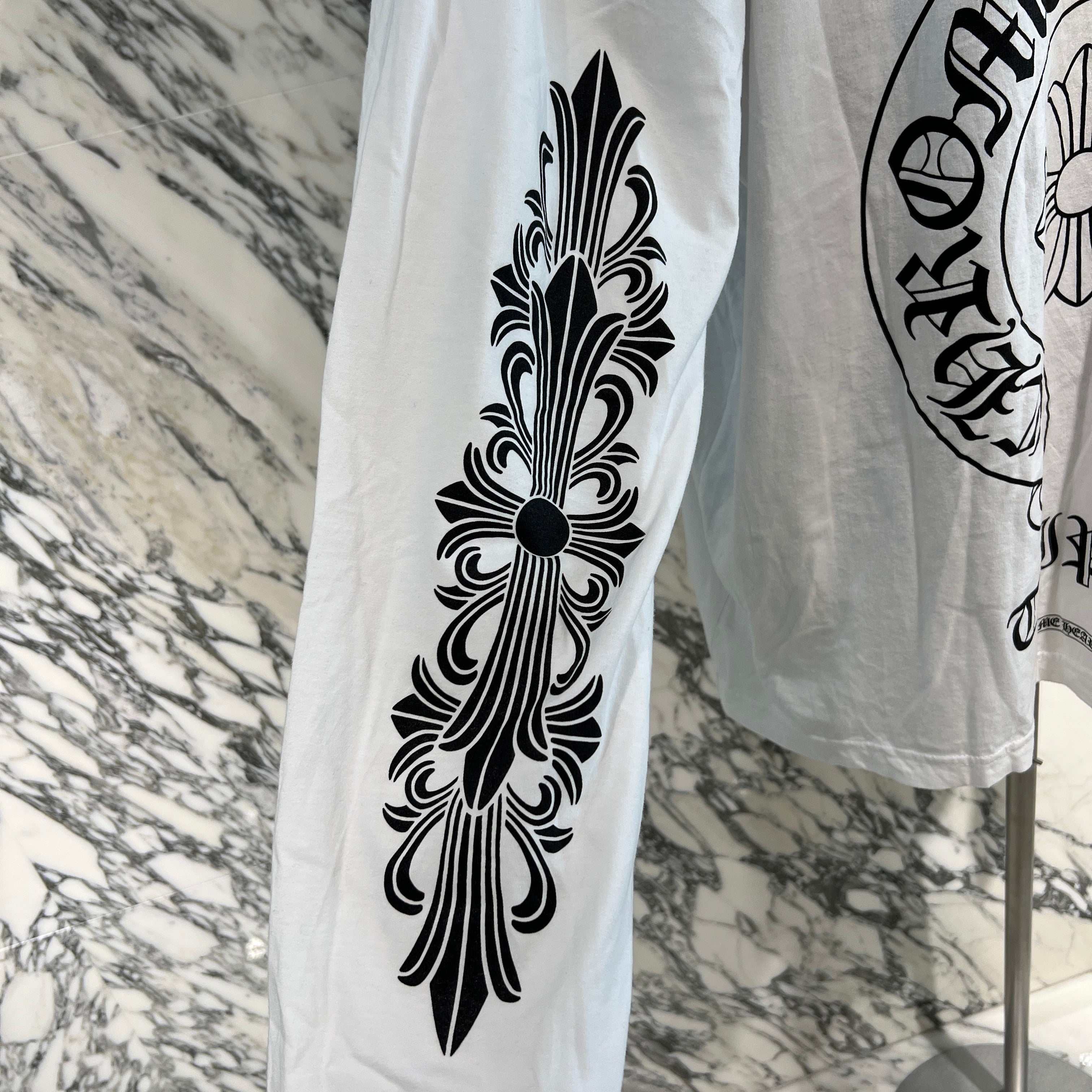 CHROME HEARTS ロンT ホースシュー フローラルクロス ホワイト M 関税込 クロムハーツ ホースシュー フローラル ロンT ホワイト