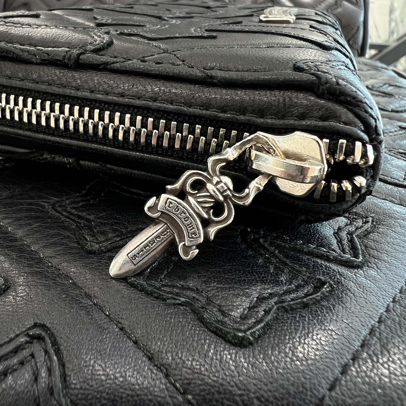 CHROME HEARTS Cemetery Cross Leather Patch Quilting Leather Wallet クロムハーツ セメタリークロス レザーパッチ キルティングレザー ウォレット