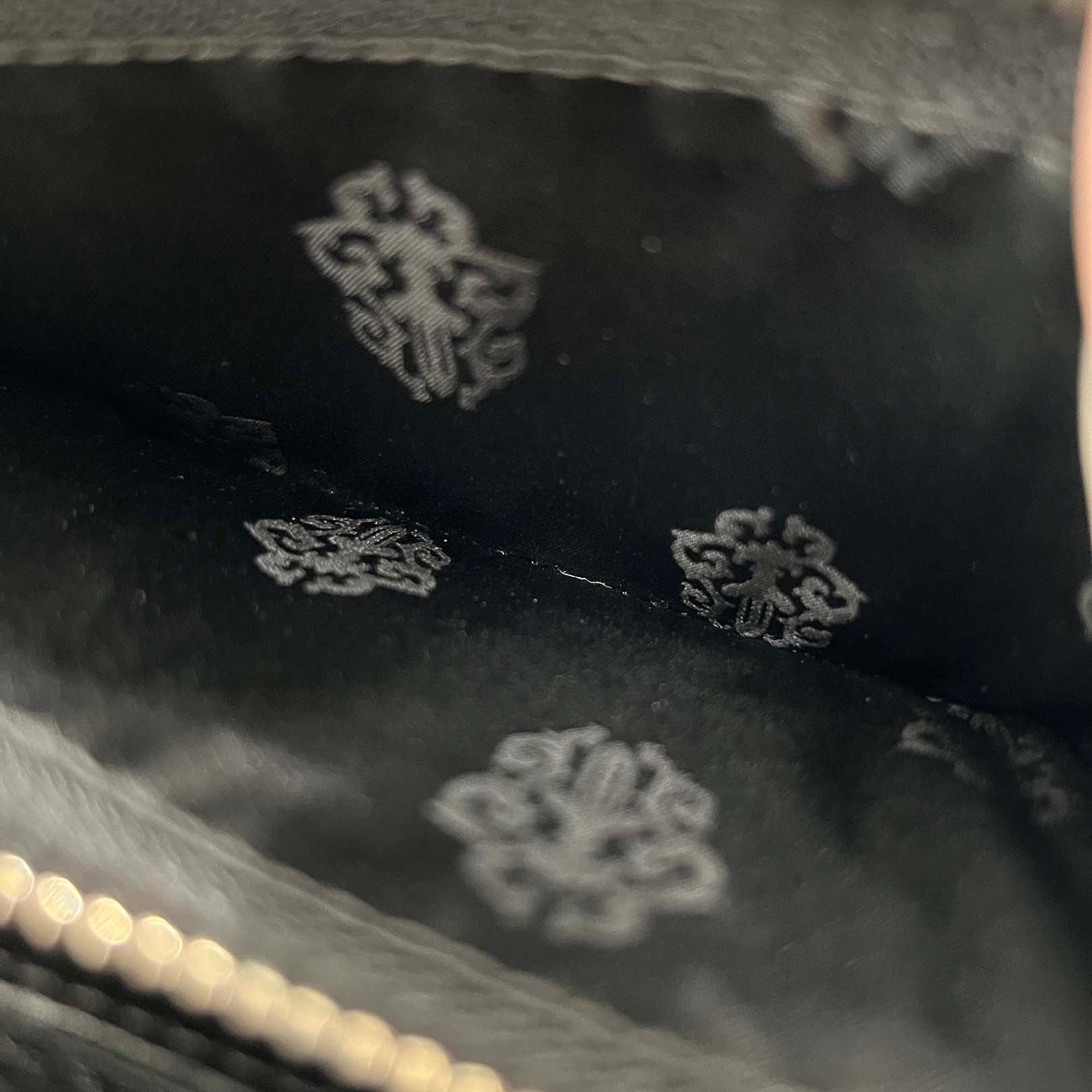 CHROME HEARTS Cemetery Cross Leather Patch Quilting Leather Wallet クロムハーツ セメタリークロス レザーパッチ キルティングレザー ウォレット