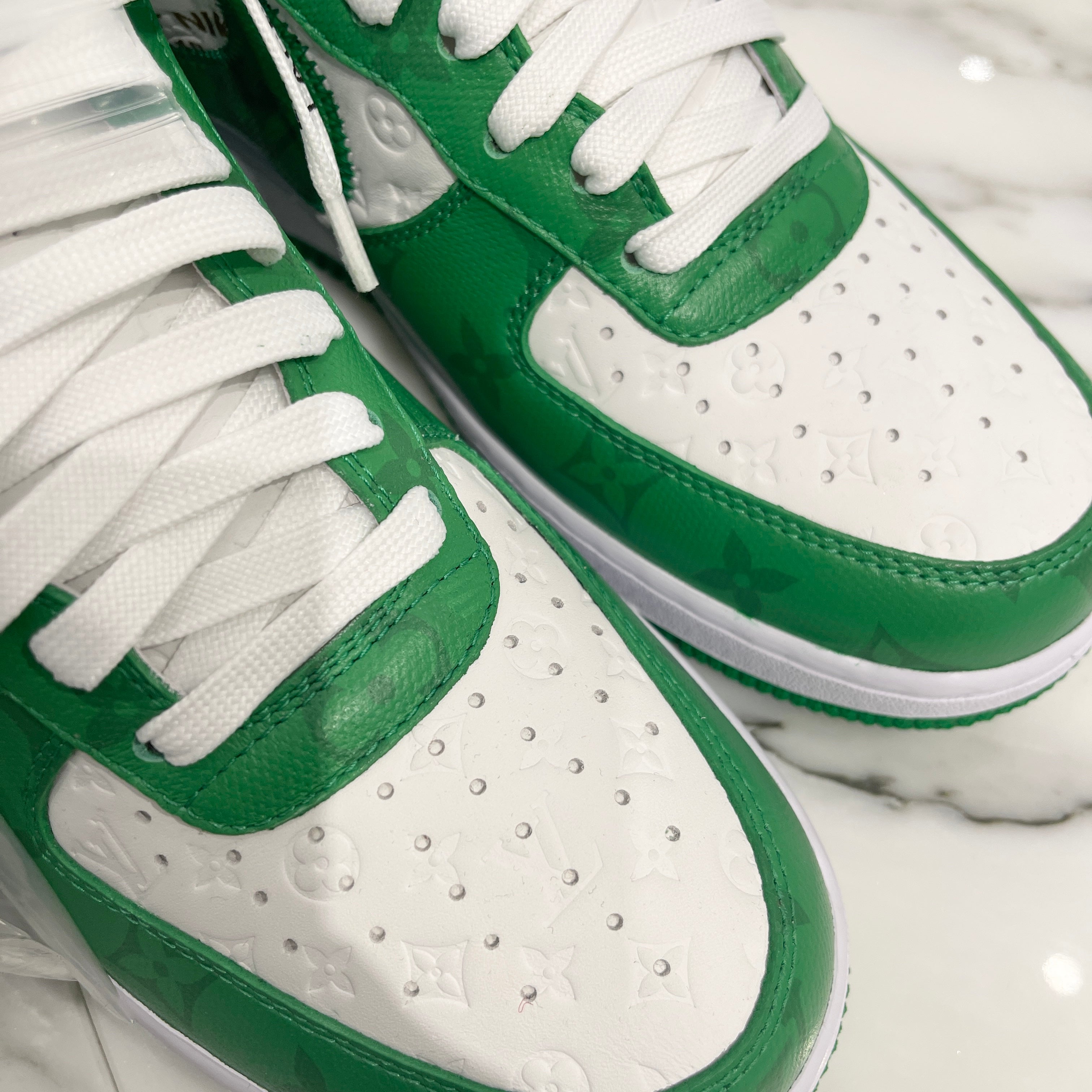 LOUIS VUITTON x NIKE 2022AW Air Force 1 Low by Virgil Abloh "White & Gym Green" Size US8 (26cm) ルイヴィトン×ナイキ エアーフォース1 ロー バイ ヴァージル・アブロー "ホワイト & ジム グリーン" サイズUS8 (26cm)