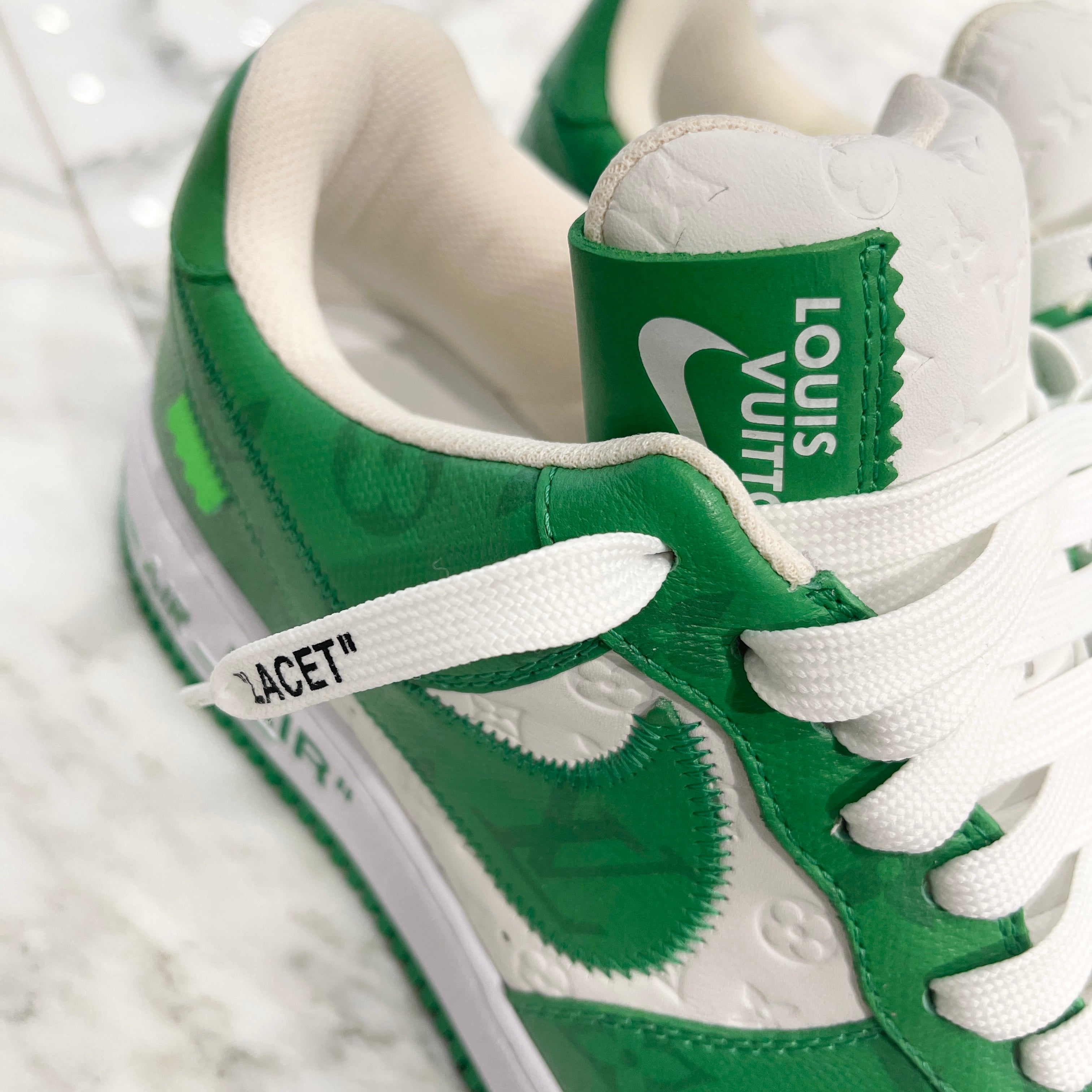 Nike Air Force 1 ホワイト/グリーン 箱付き　ルイヴィトンコラボ Louis vuitton Air force 1 ヴィトン ナイキ エアフォース 1 (Louis