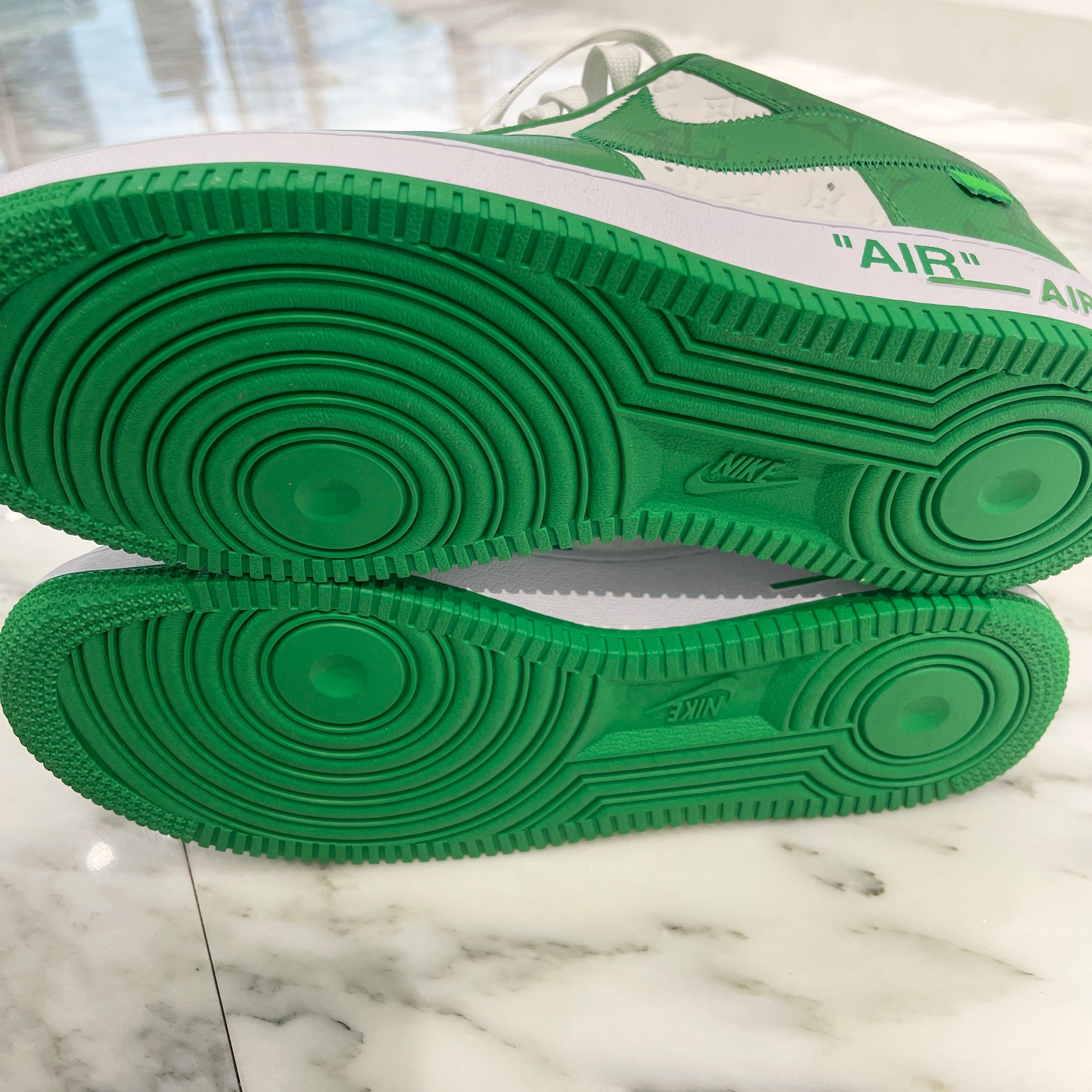 LOUIS VUITTON x NIKE 2022AW Air Force 1 Low by Virgil Abloh "White & Gym Green" Size US8 (26cm) ルイヴィトン×ナイキ エアーフォース1 ロー バイ ヴァージル・アブロー "ホワイト & ジム グリーン" サイズUS8 (26cm)