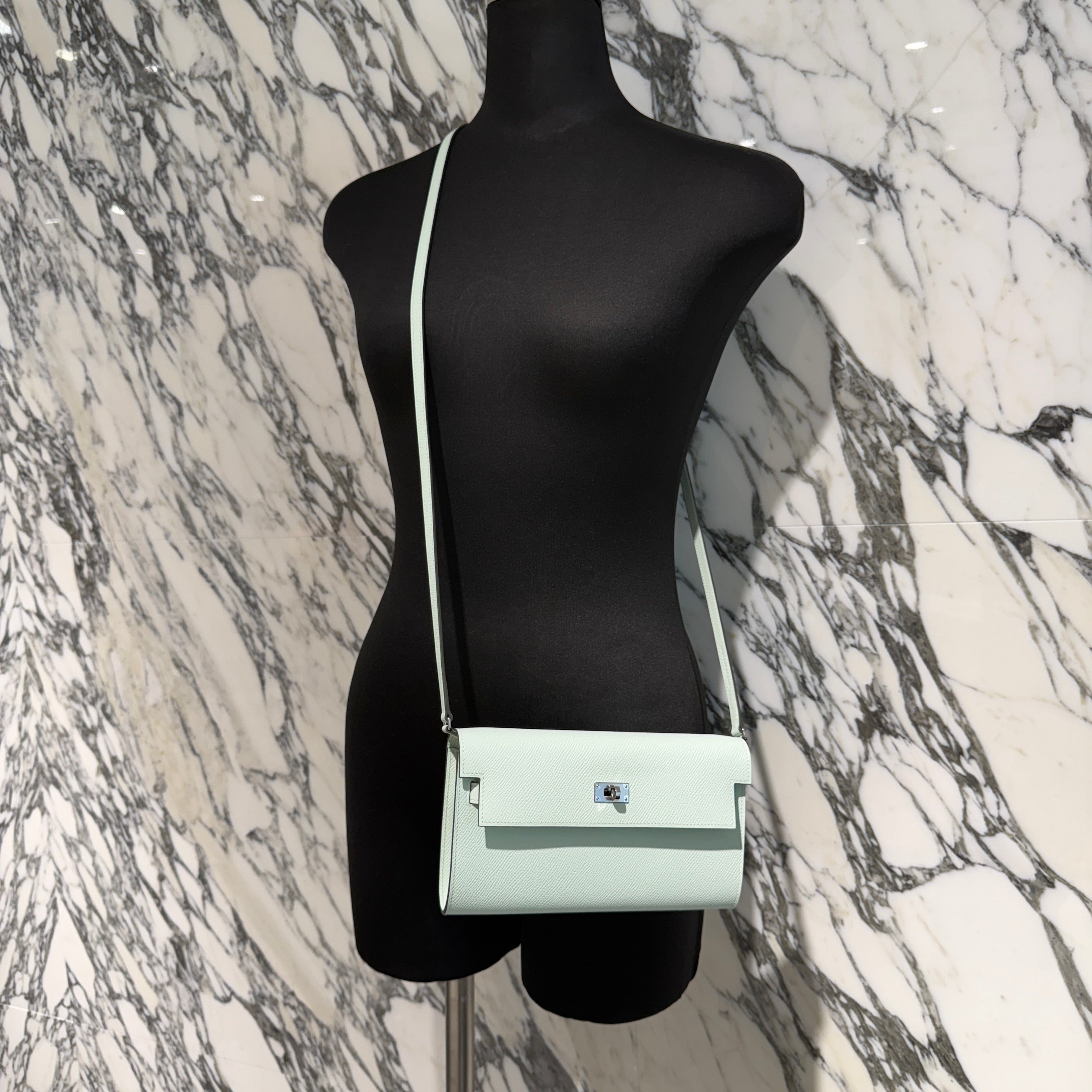 HERMES Kelly Wallet Long To Go "Vert Fizz" Leather Shoulder Bag K刻印 エルメス ケリー ウォレット ロングトゥゴー "ヴェールフィズ" レザーショルダーバッグ K刻印