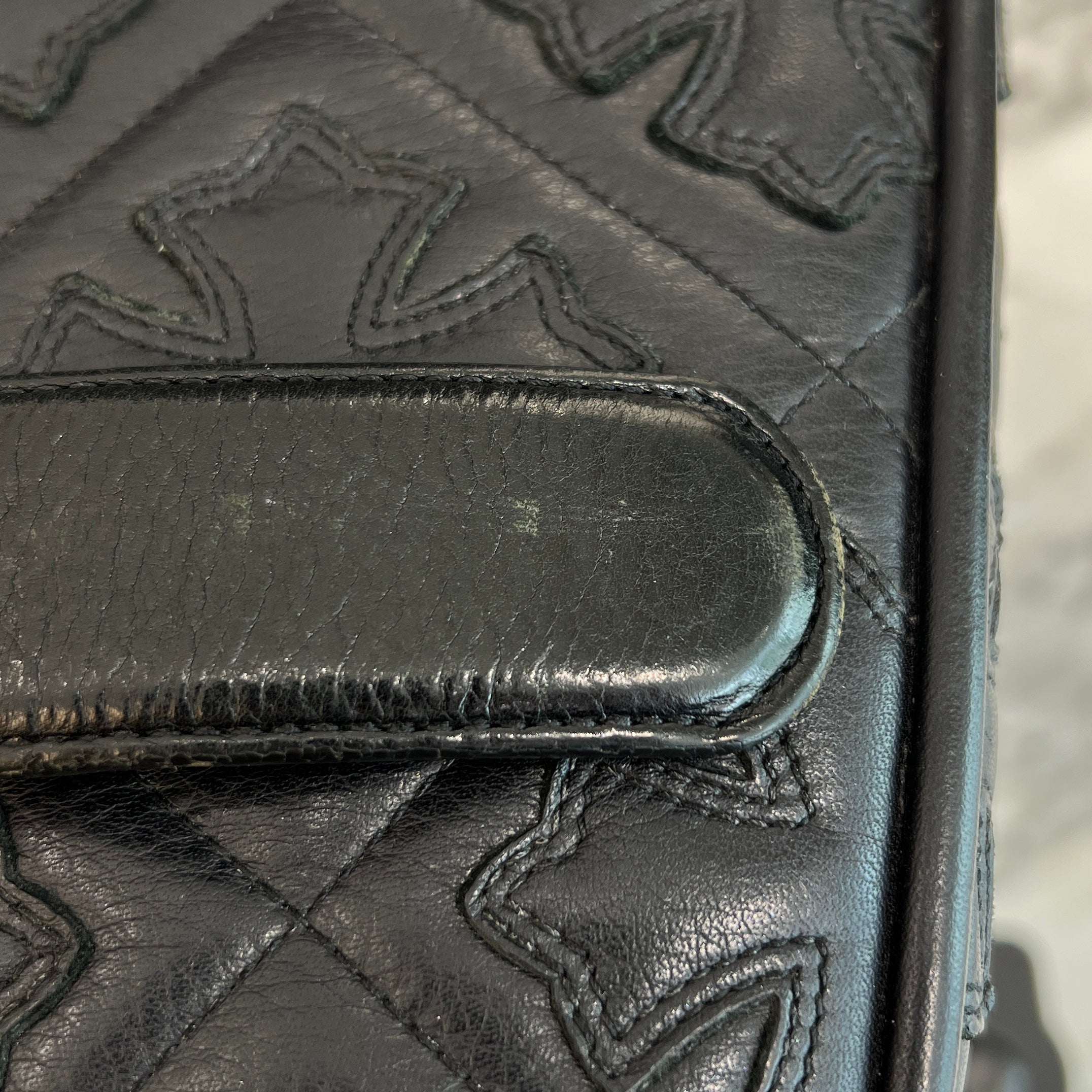 CHROME HEARTS Classic Oval Cross Belt Buckle Scroll Label Rivets Leather Belt Size 32 クロムハーツ クラシックオーバルクロス ベルトバックル スクロールラベル リベッツ レザー ベルト 5穴 サイズ32