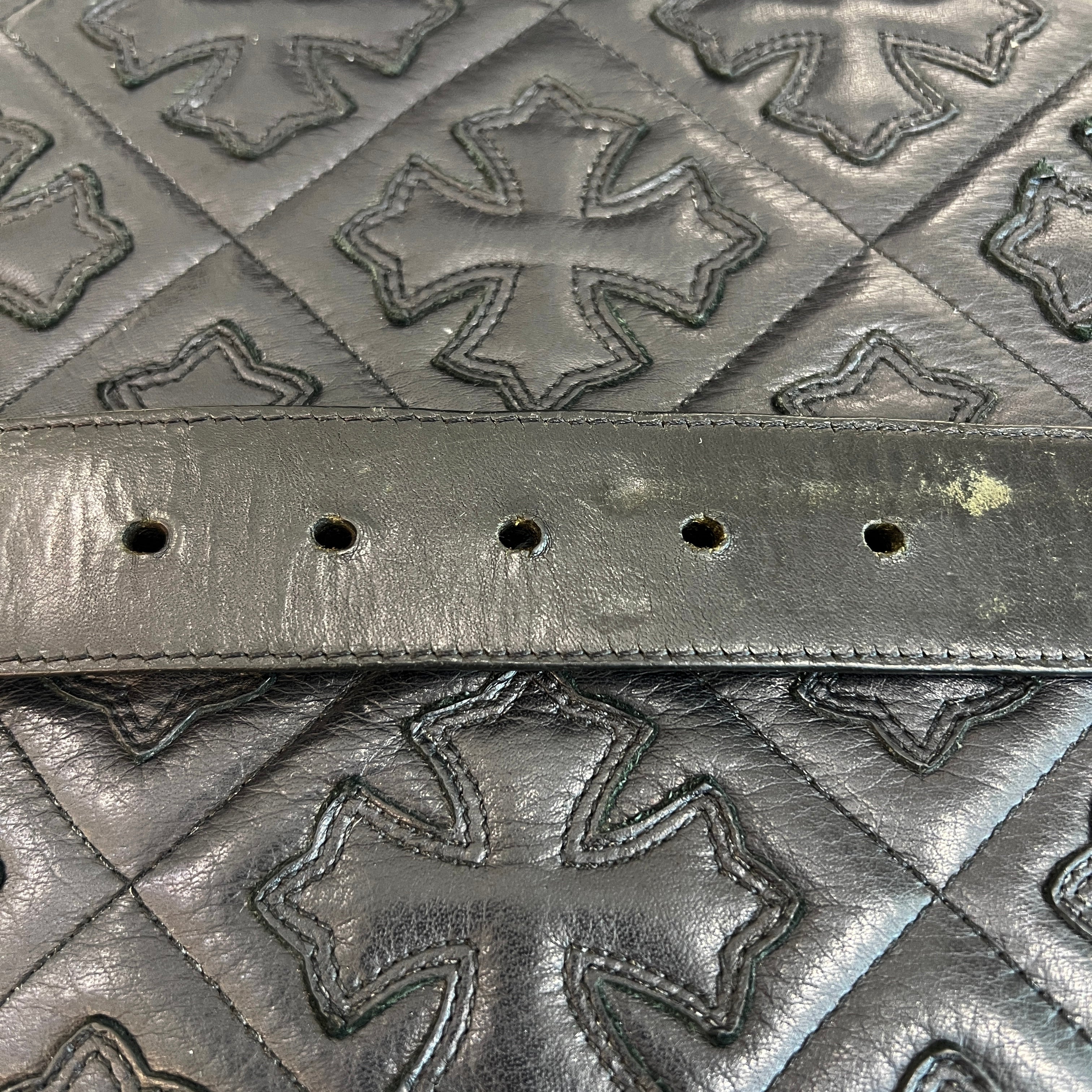 CHROME HEARTS Classic Oval Cross Belt Buckle Scroll Label Rivets Leather Belt Size 32 クロムハーツ クラシックオーバルクロス ベルトバックル スクロールラベル リベッツ レザー ベルト 5穴 サイズ32