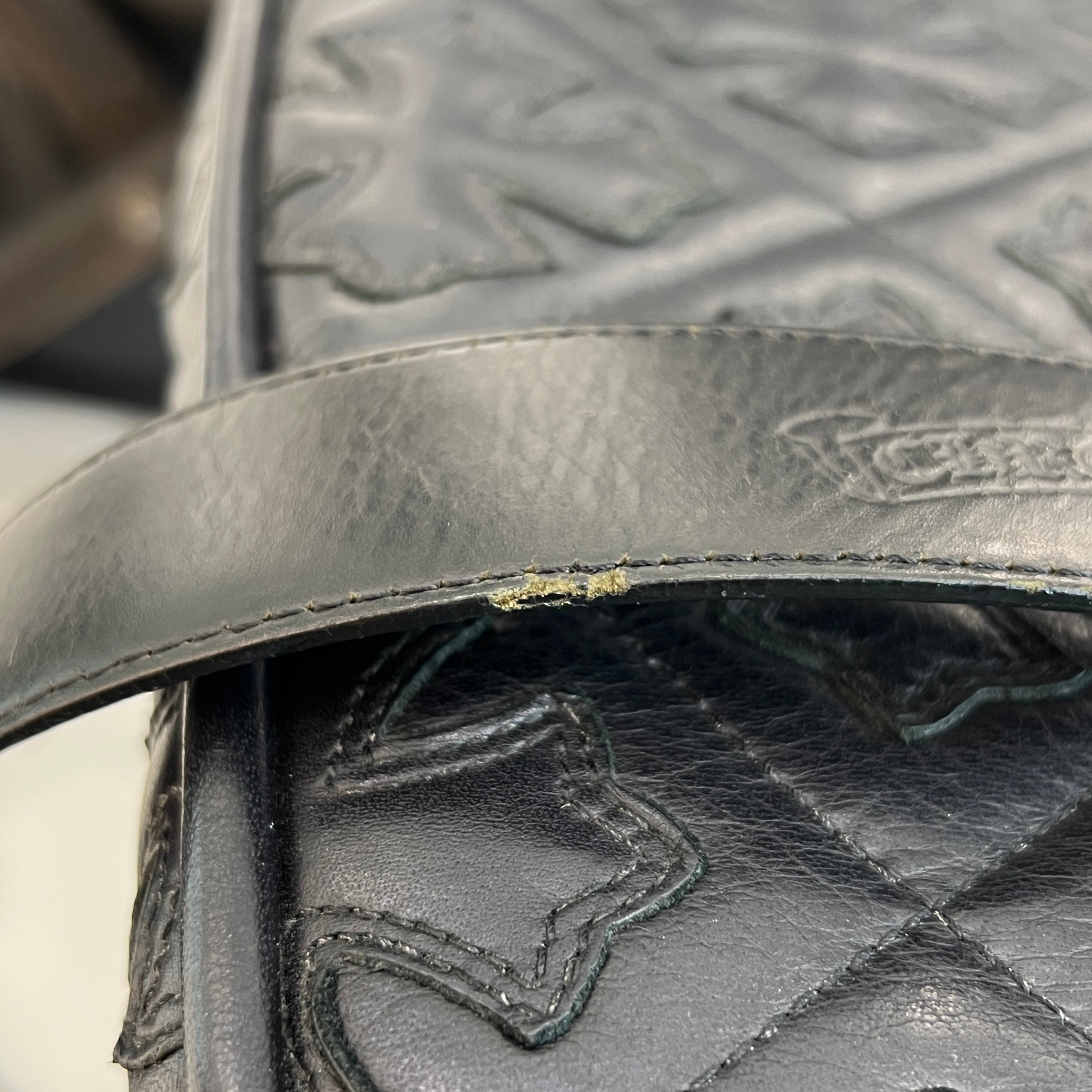 CHROME HEARTS Classic Oval Cross Belt Buckle Scroll Label Rivets Leather Belt Size 32 クロムハーツ クラシックオーバルクロス ベルトバックル スクロールラベル リベッツ レザー ベルト 5穴 サイズ32