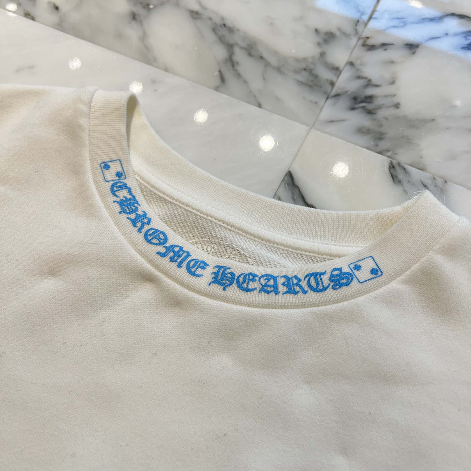 CHROME HEARTS Las Vegas Limited Fontainebleau Neck Logo Dice Print Crewneck Sweatshirt Size L クロムハーツ ラスベガス限定 ネックロゴ ダイスプリントクルーネックスウェットシャツ サイズL