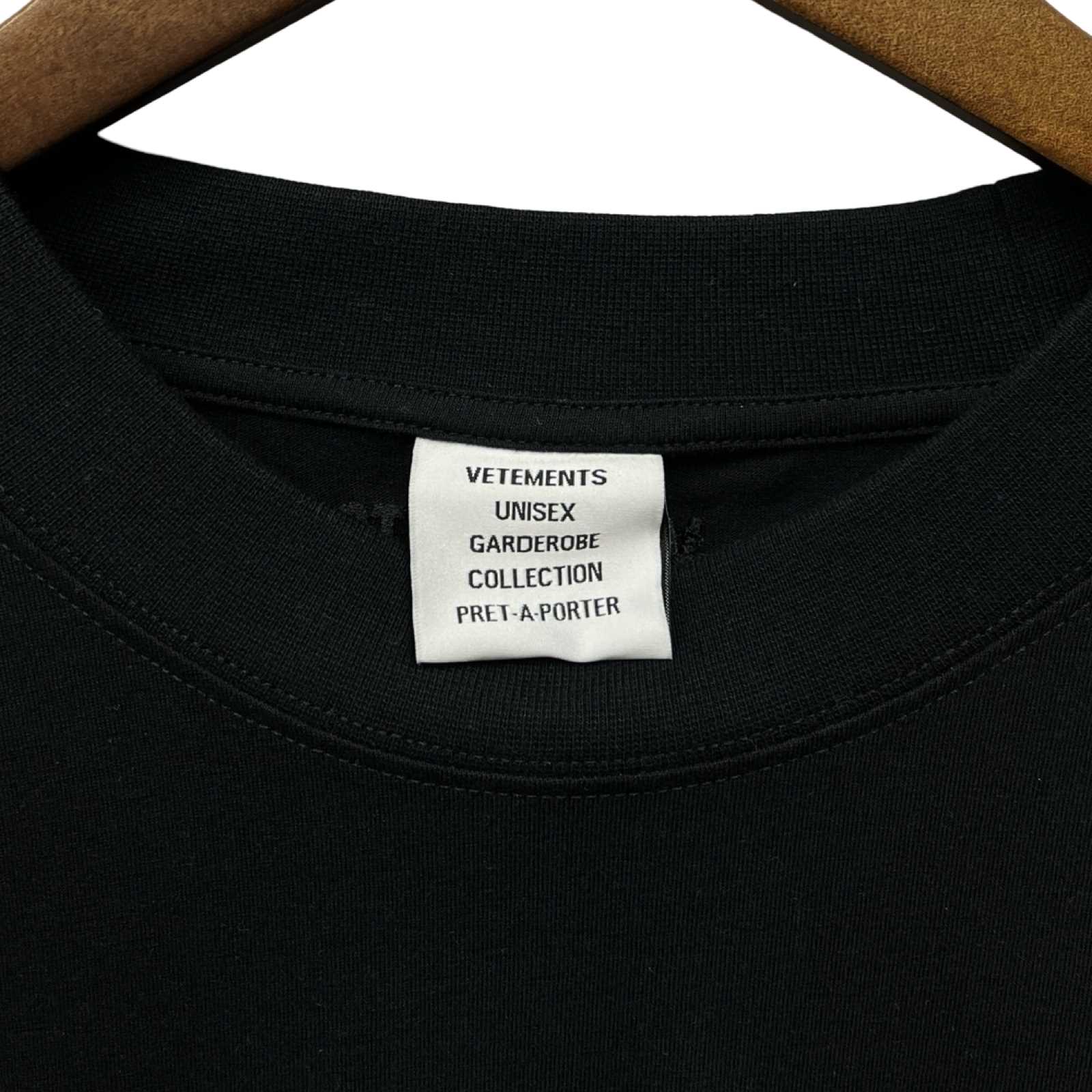 VETEMENTS 2023SS Medium Logo Tee UE63TR820B Size OS