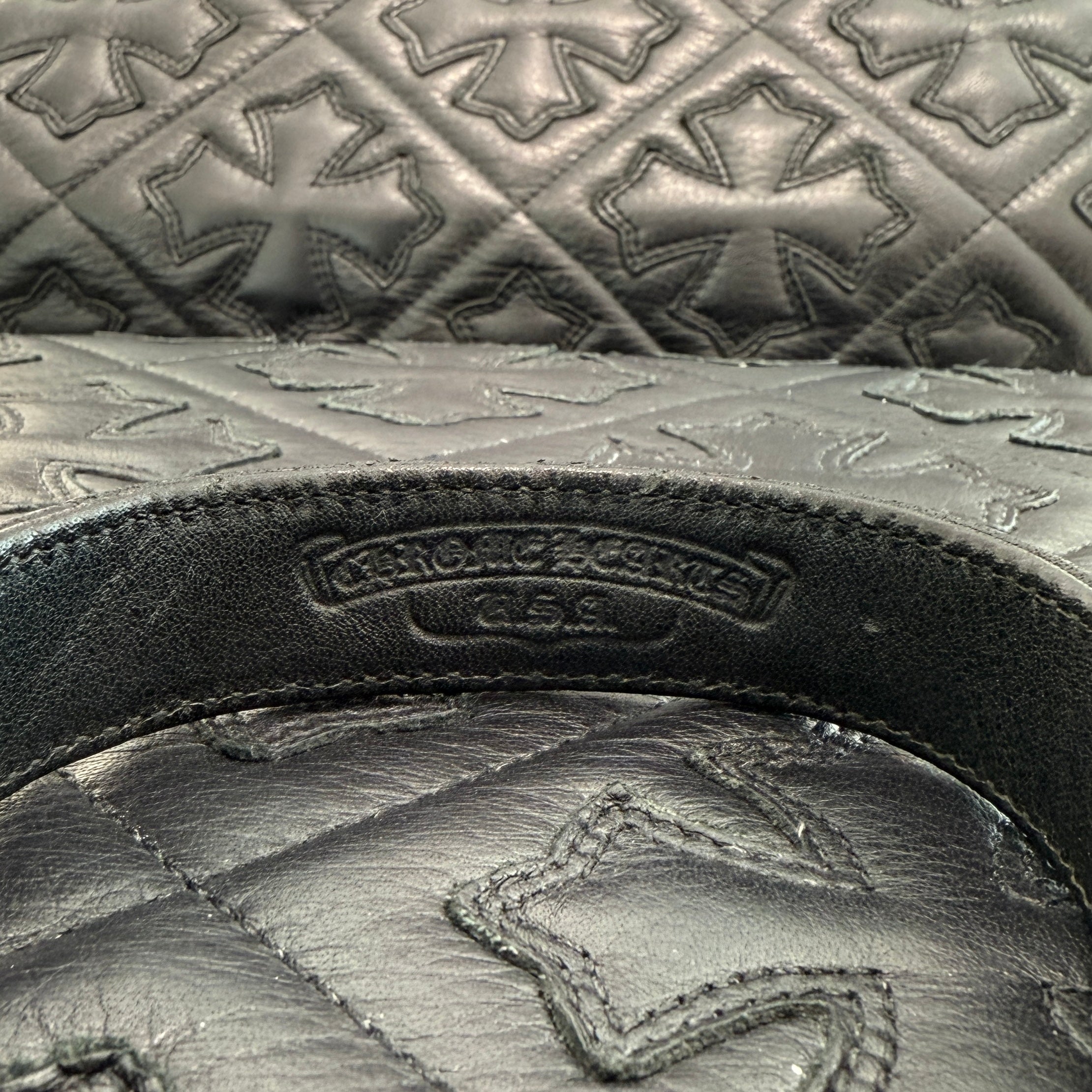 CHROME HEARTS × The Rolling Stones Lip Tong 3BTN 2SNP LEATHER