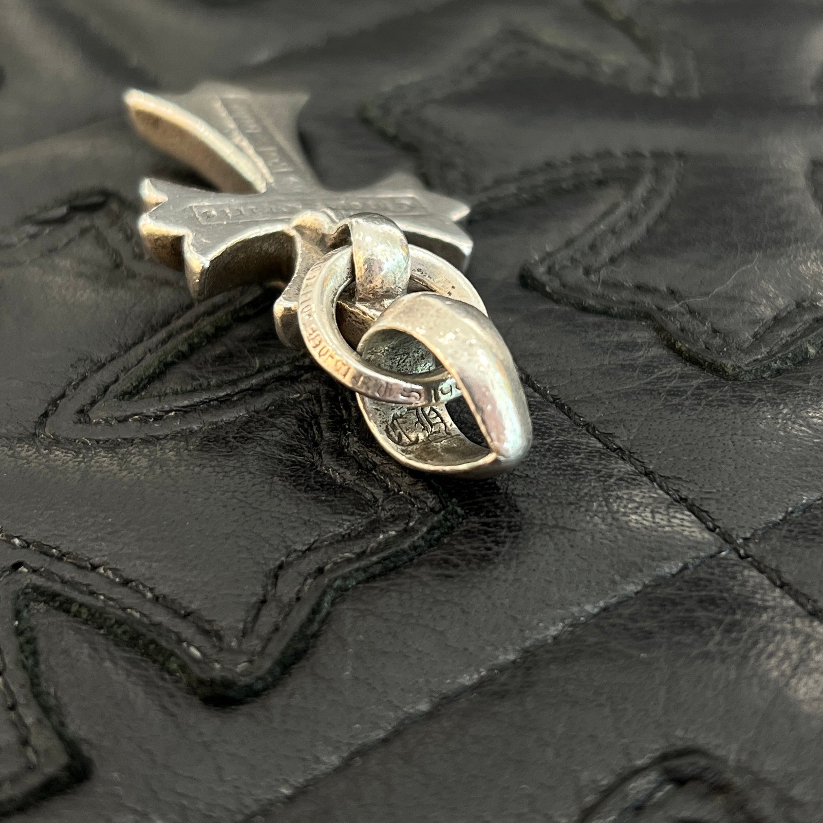 CHROME HEARTS Small CH Cross Pendant With Bail クロムハーツ
