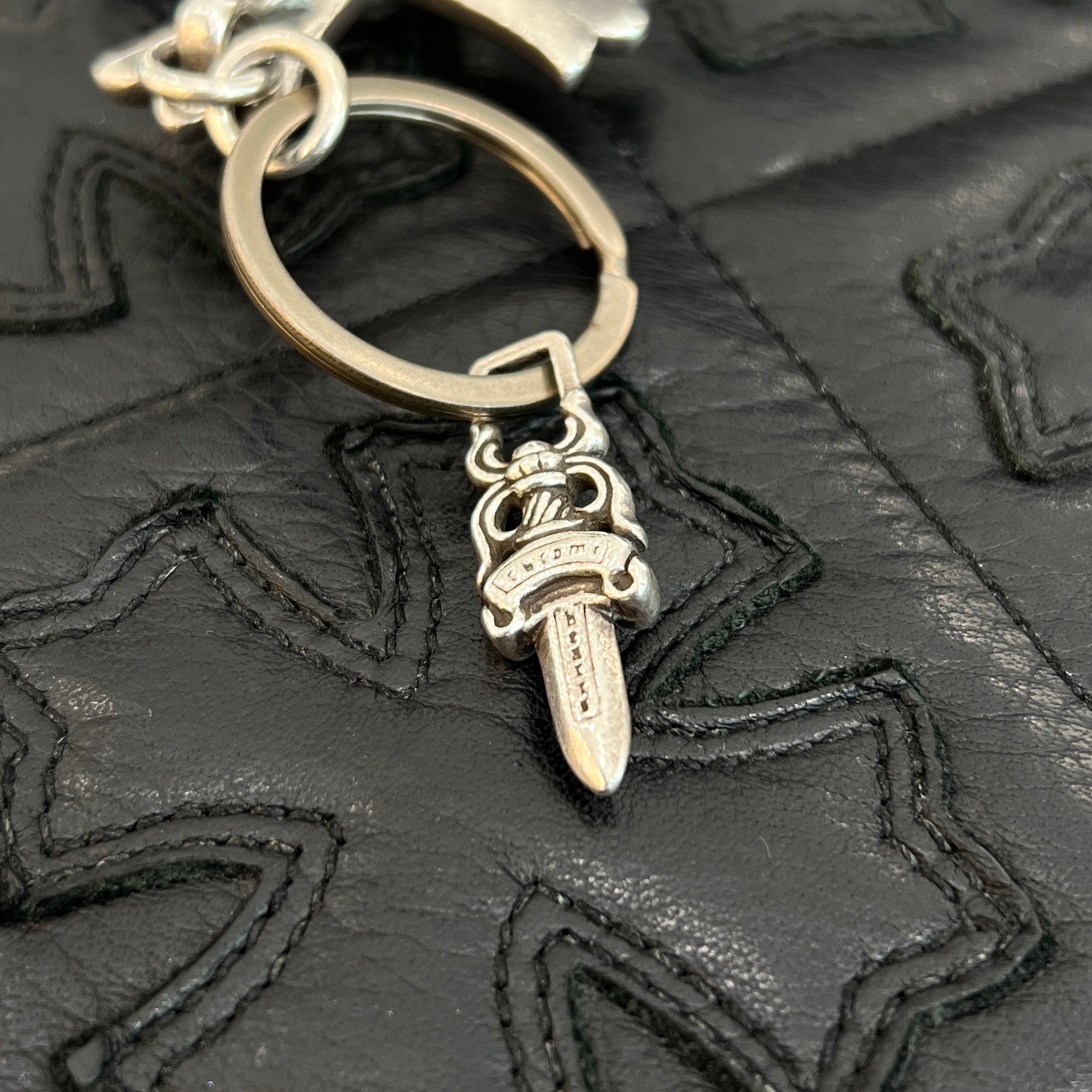 CHROME HEARTS Large CH Cross Key Ring With Dagger クロムハーツ ラージ CHクロス キーリング ウィズ ダガー シルバー925