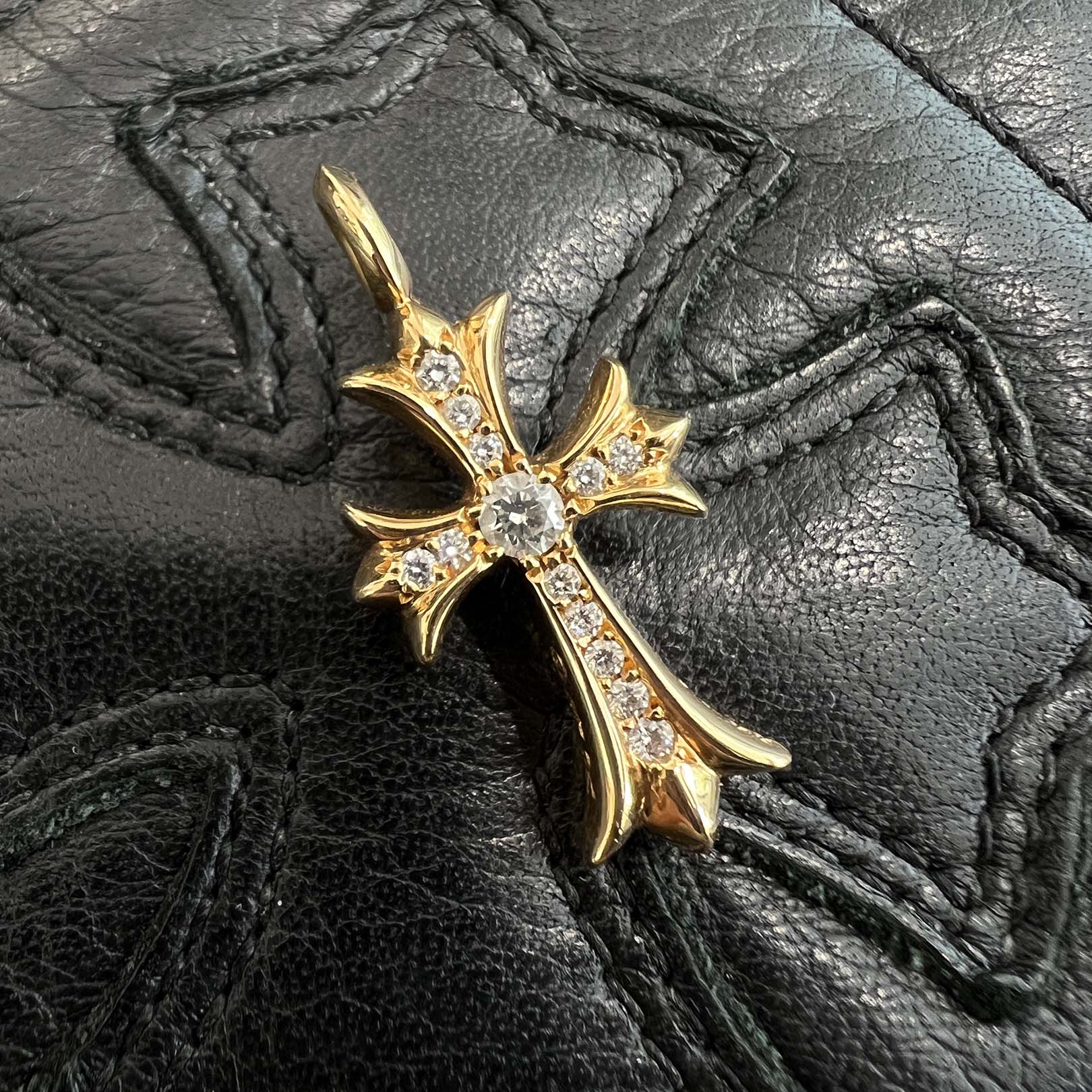 CHROME HEARTS 22K Tiny Fat Cross Pave Diamond Pendant Top クロムハーツ 22K タイニーファットクロス パヴェダイヤモンド ペンダントトップ