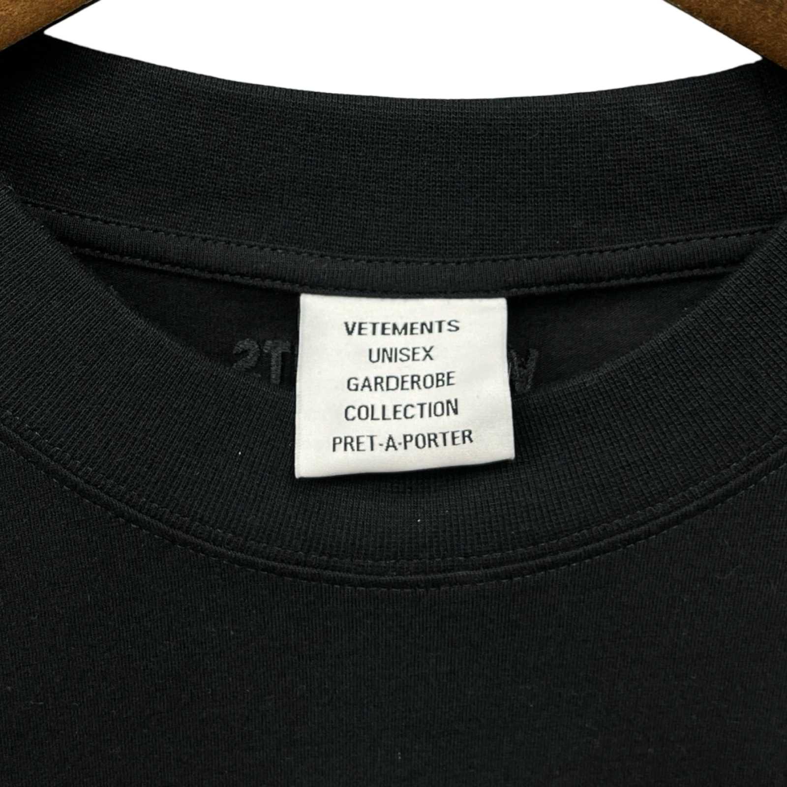 VETEMENTS 2023SS Small Logo Tee UE63TR800B Size OS
