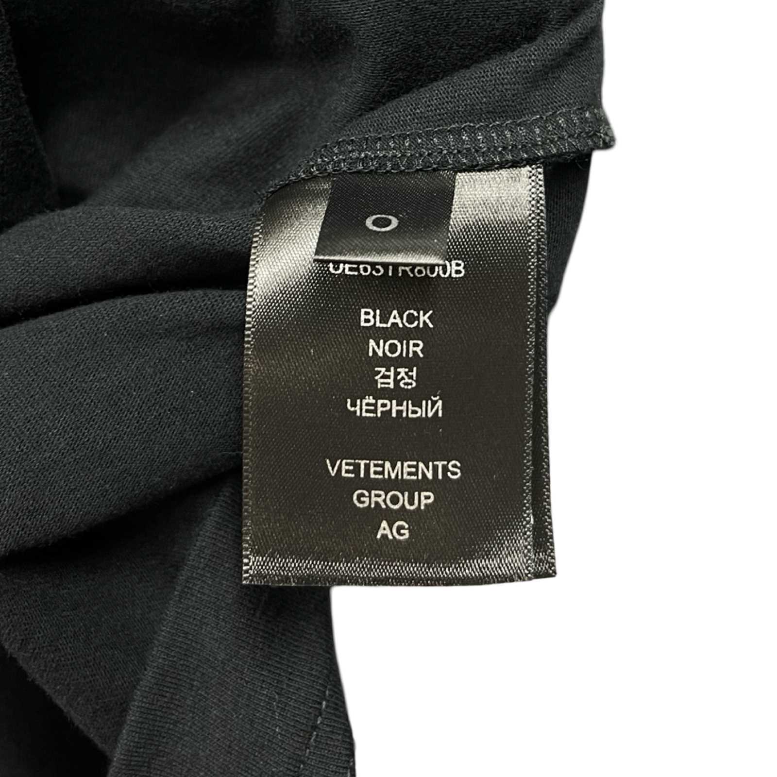 VETEMENTS 2023SS Small Logo Tee UE63TR800B Size OS