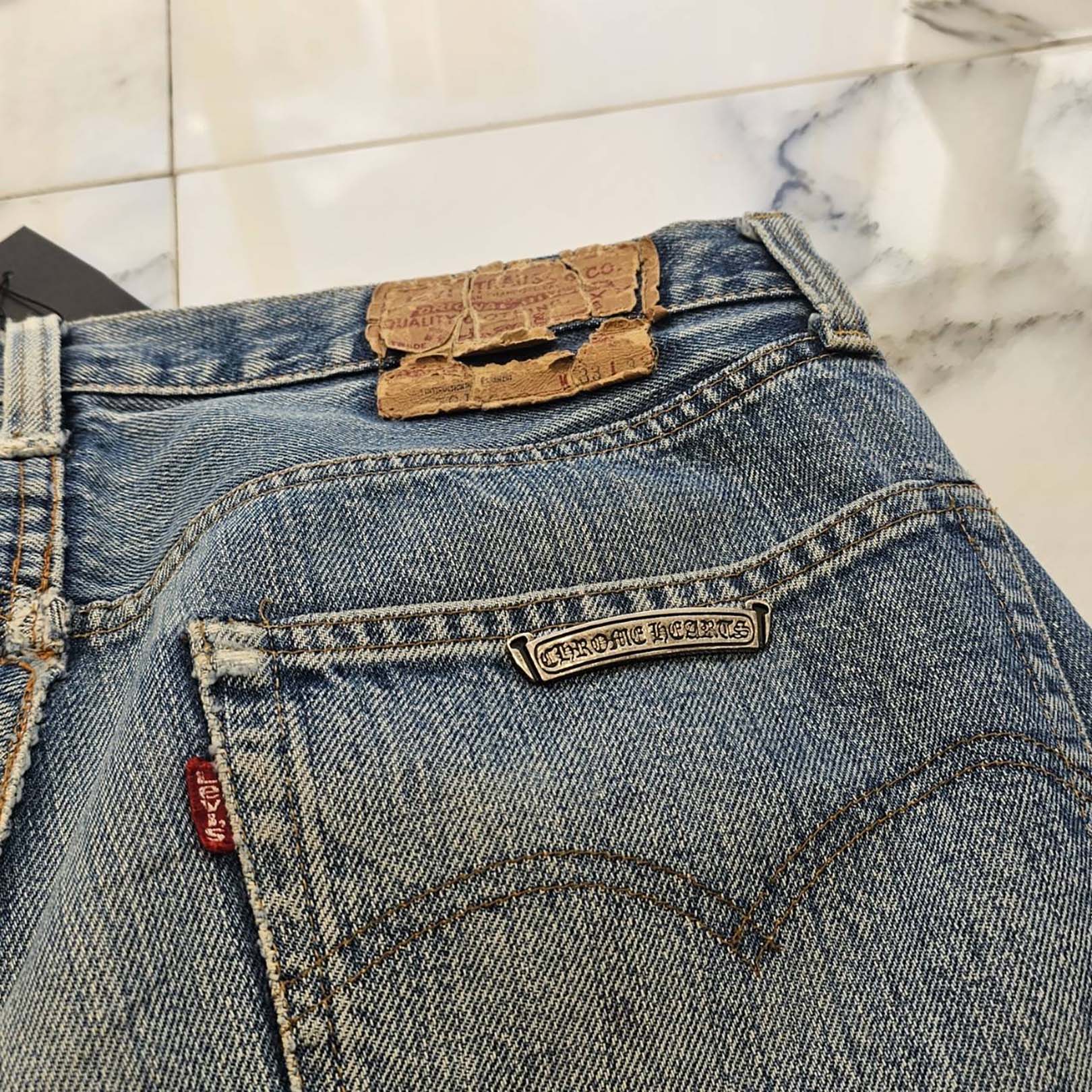 CHROME HEARTS × Levi's VNTG Cross Leather Patch Denim Pants Size 31 クロムハーツ × リーバイス ヴィンテージ クロスレザーパッチ デニムパンツ サイズ31