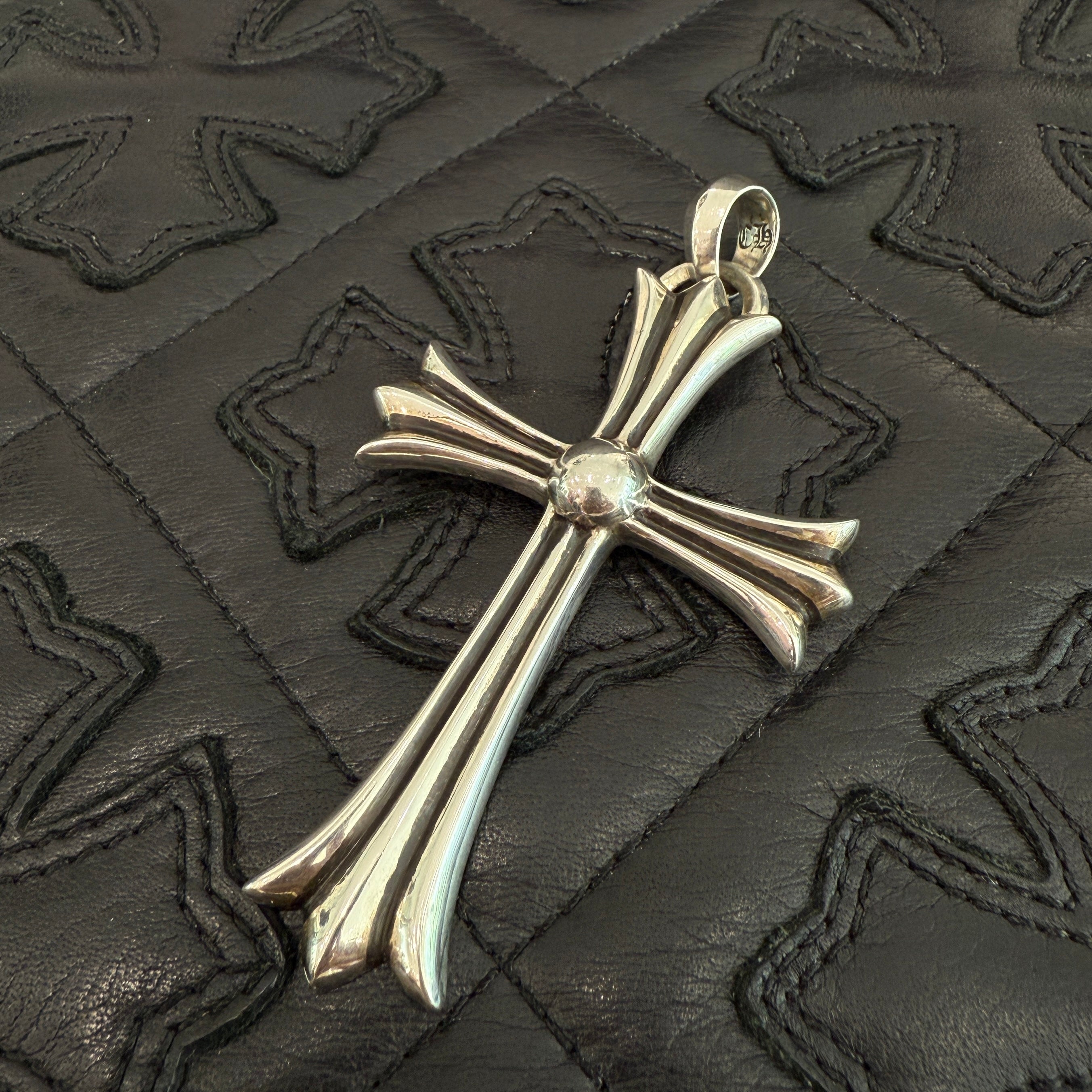CHROME HEARTS Large Cross With Bail Pendant Top クロムハーツ ラージクロス ウィズ ベイル ペンダントトップ