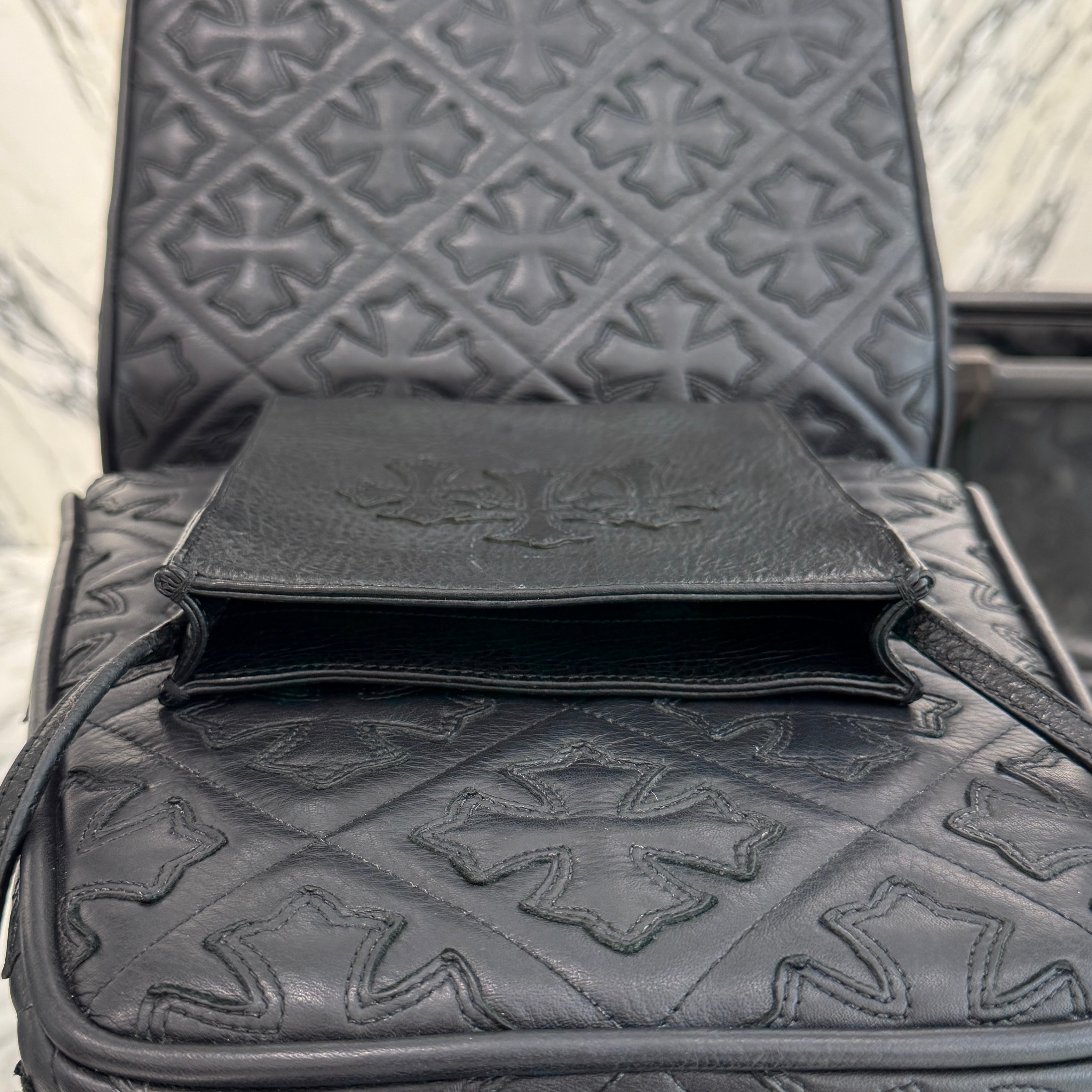 CHROME HEARTS Square Pocket 3 Cemetery Cross Leather Patch Shoulder Bag クロムハーツ スクエアポケット 3セメタリークロス レザーパッチ ショルダーバッグ