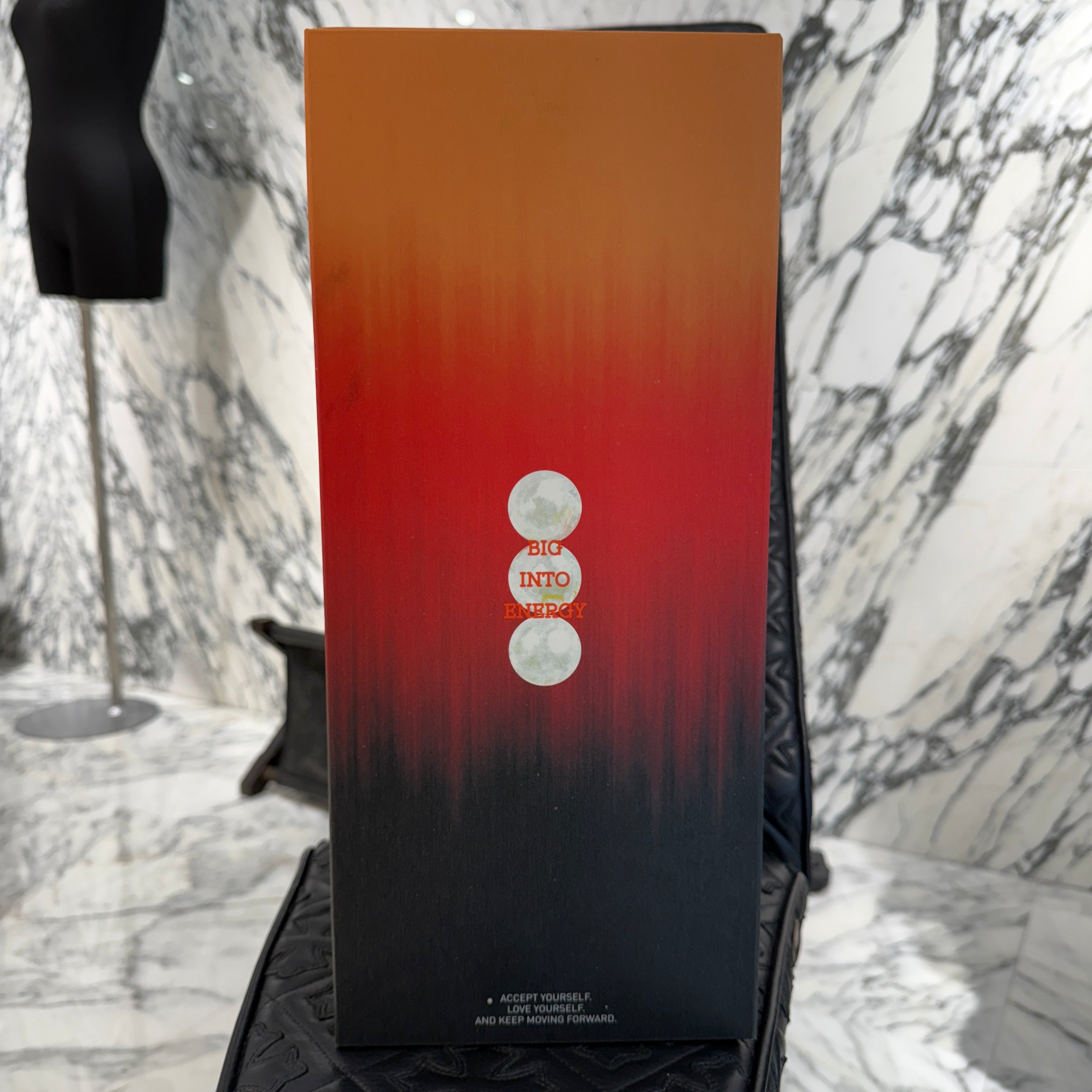 POP MART The Monsters Big Into Energy Series "ROCK THE UNIVERSE" LABUBU Stuffed Toy ポップマート ザ・モンスターズ ビッグ イントゥー エナジー "ロック・ザ・ユニバース" ラブブ ぬいぐるみ