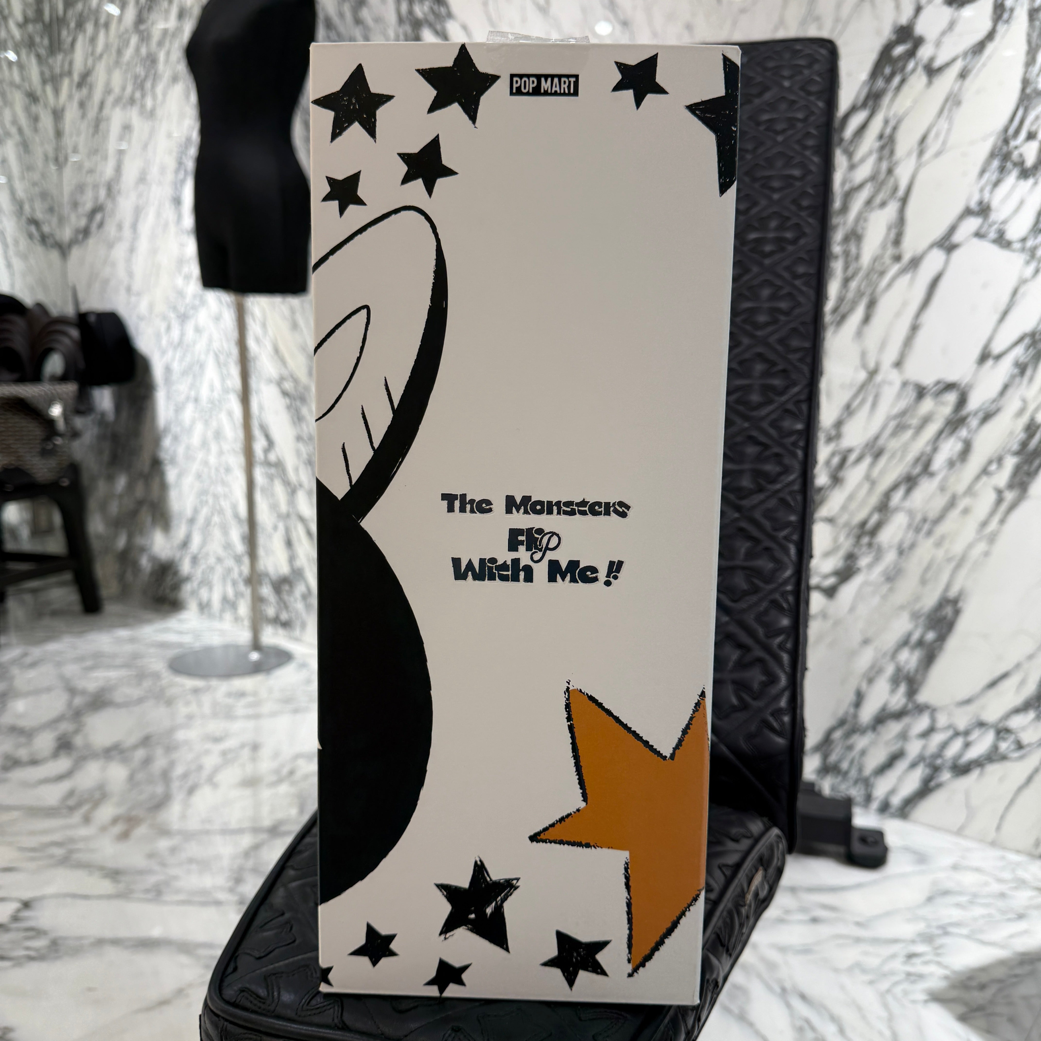 POP MART The Monsters "FLIP WITH ME" LABUBU Stuffed Toy ポップマート ザ・モンスターズ "フリップ・ウィズ・ミー" ラブブ ぬいぐるみ
