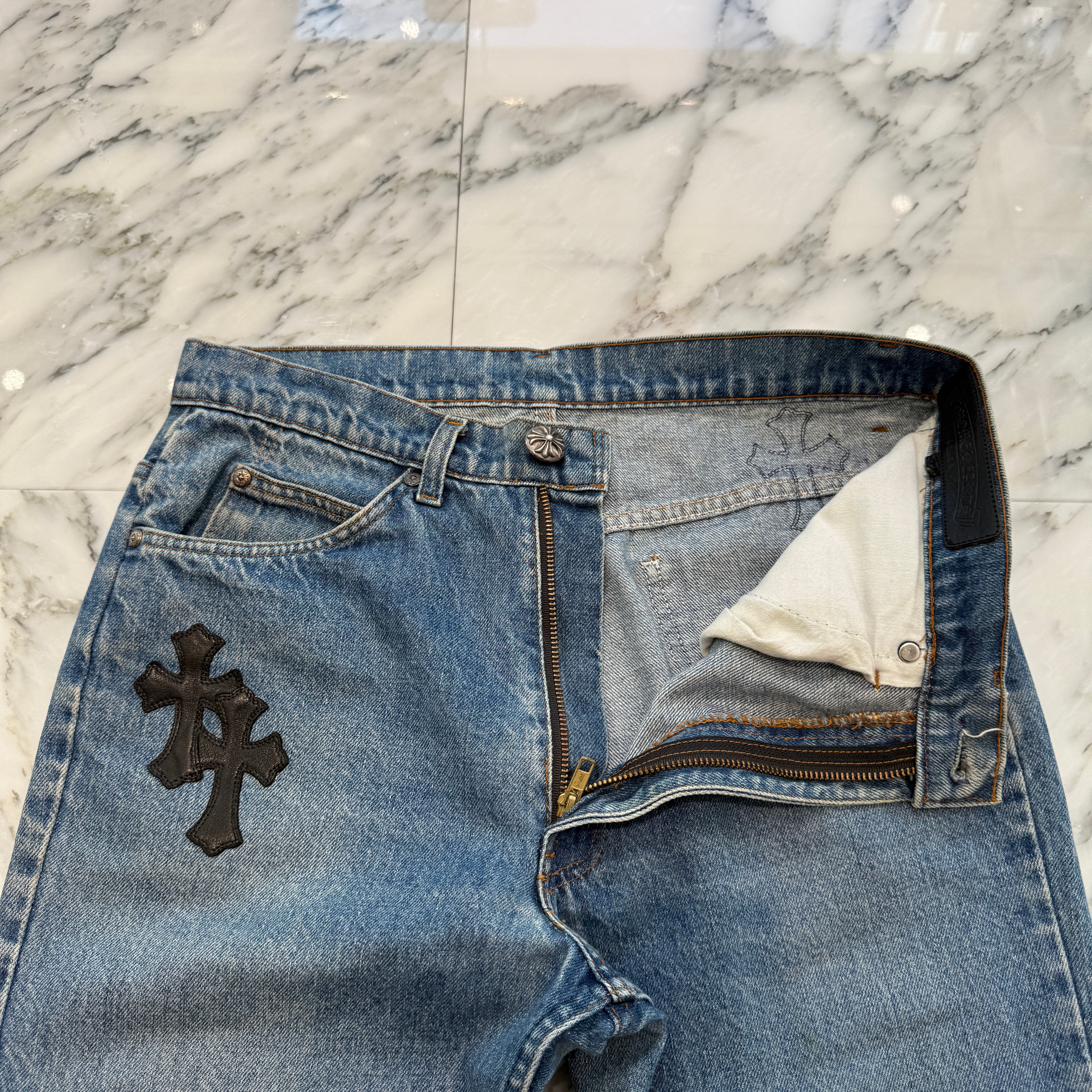CHROME HEARTS × Levi's Body VNTG Cross Leather Patch Jeans Size 31 クロムハーツ × リーバイスボディ ヴィンテージ クロスレザーパッチ ジーンズ デニムパンツ サイズ31